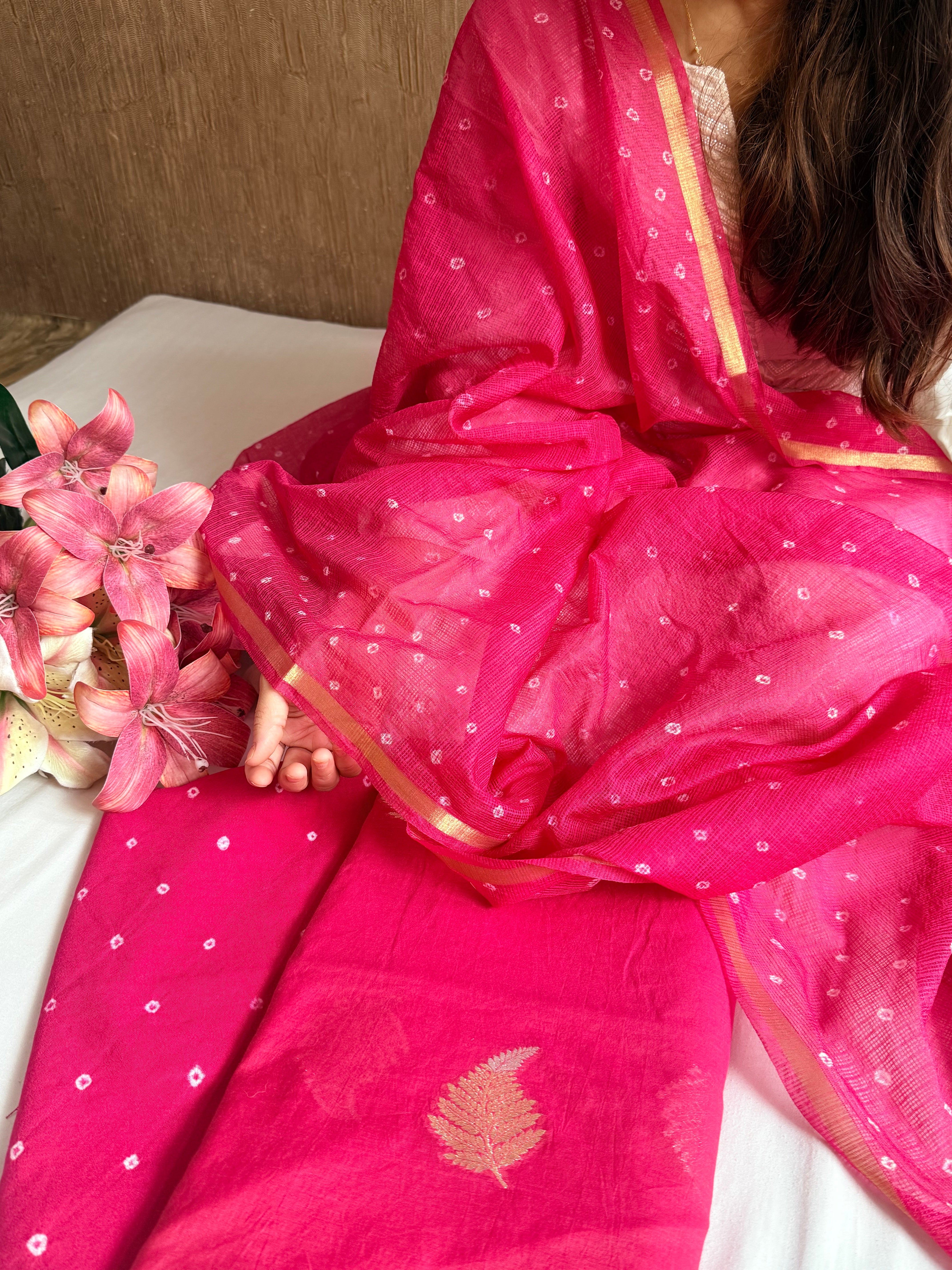 Below 8k- Mul cotton handloom kurta paired with bandhej dyed kota silk duppata set