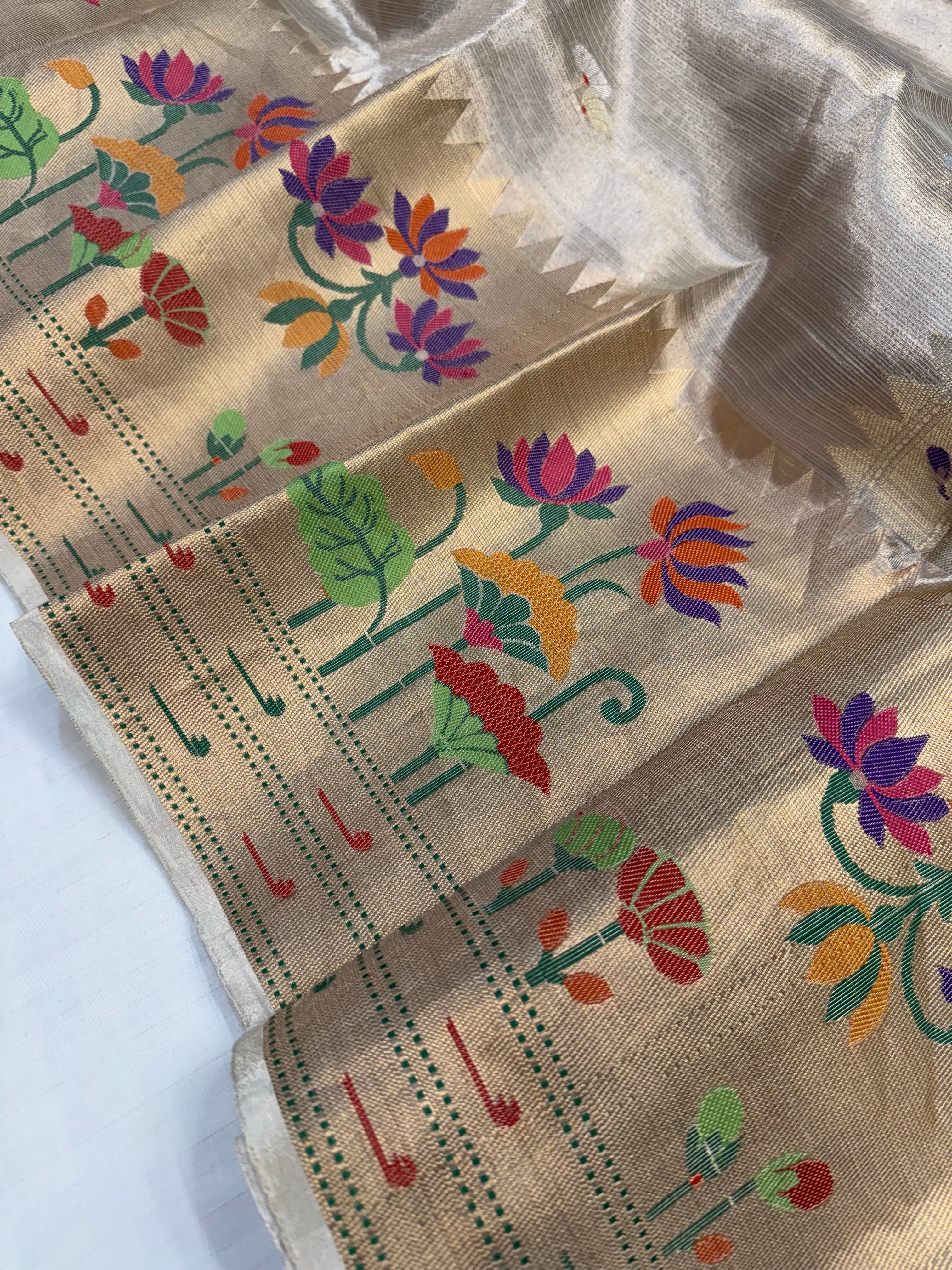 Kanjivaram tissue silk paithani border kadhwa saree