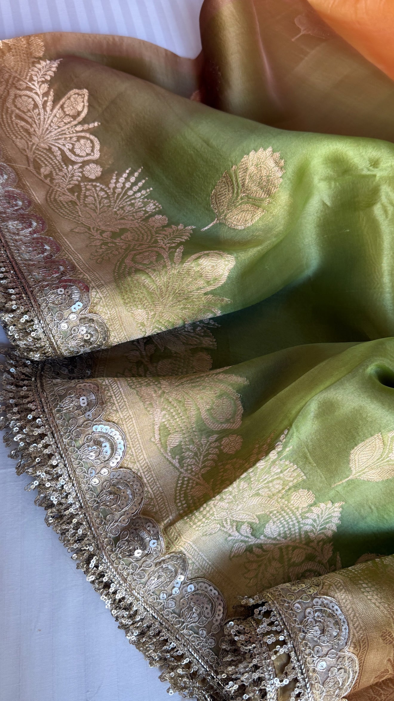 4D shaded rang birangi multicoloured kora silk Banarasi saree