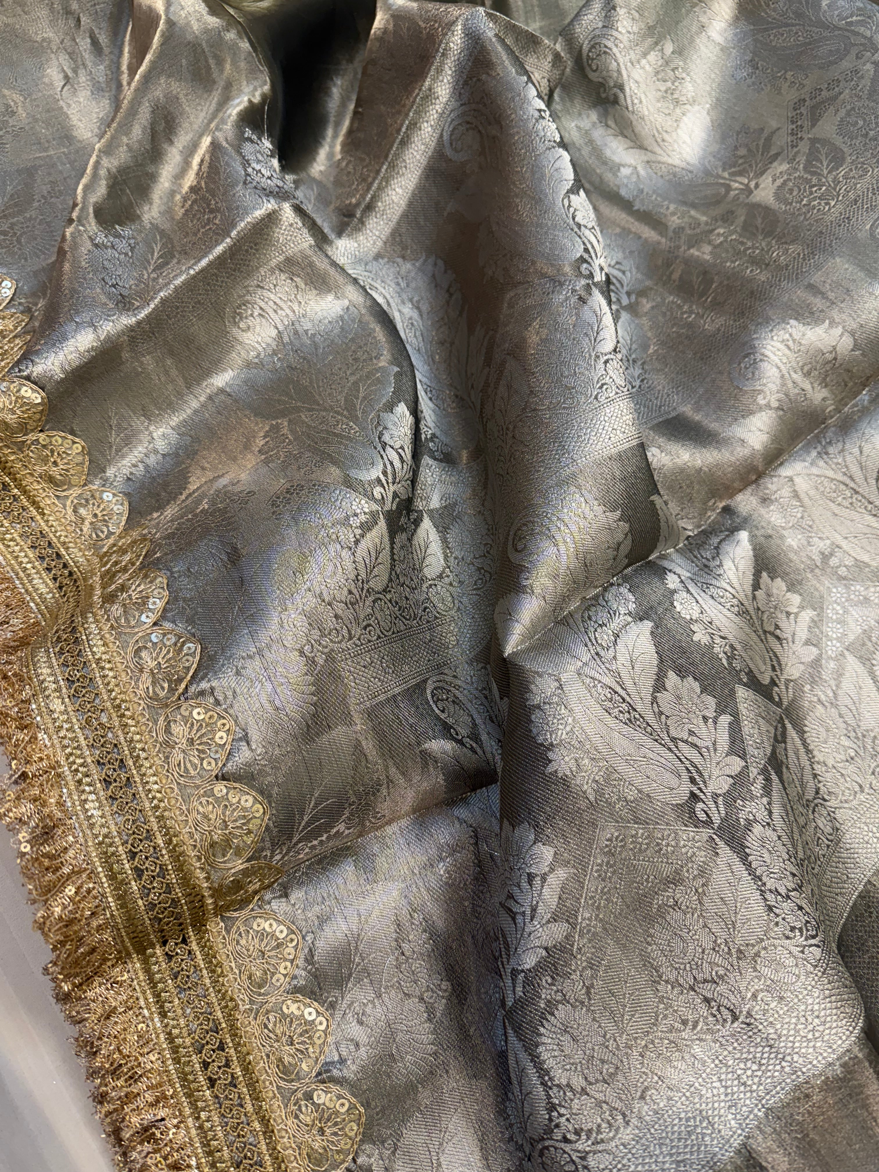 Maharani rang birangi tissue silk shaded kadhwa saree