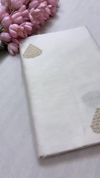 Chiniya silk dyeable kadhwa buti fabric