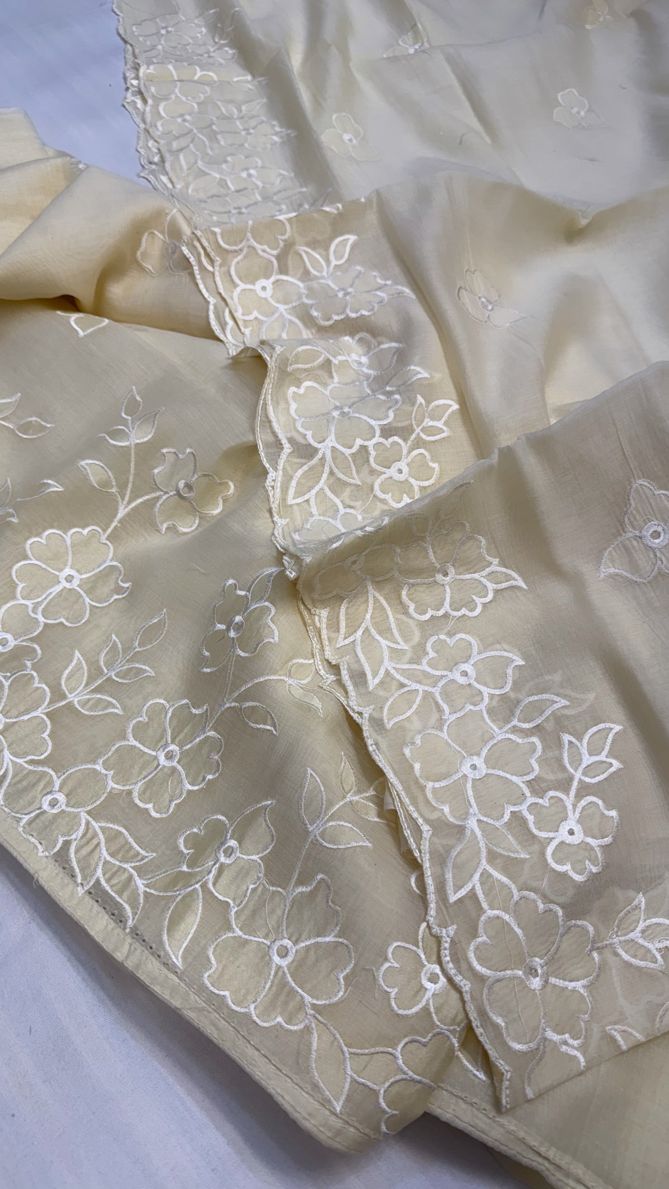 Mul cotton soft beige appliqué work kadhwa suit set