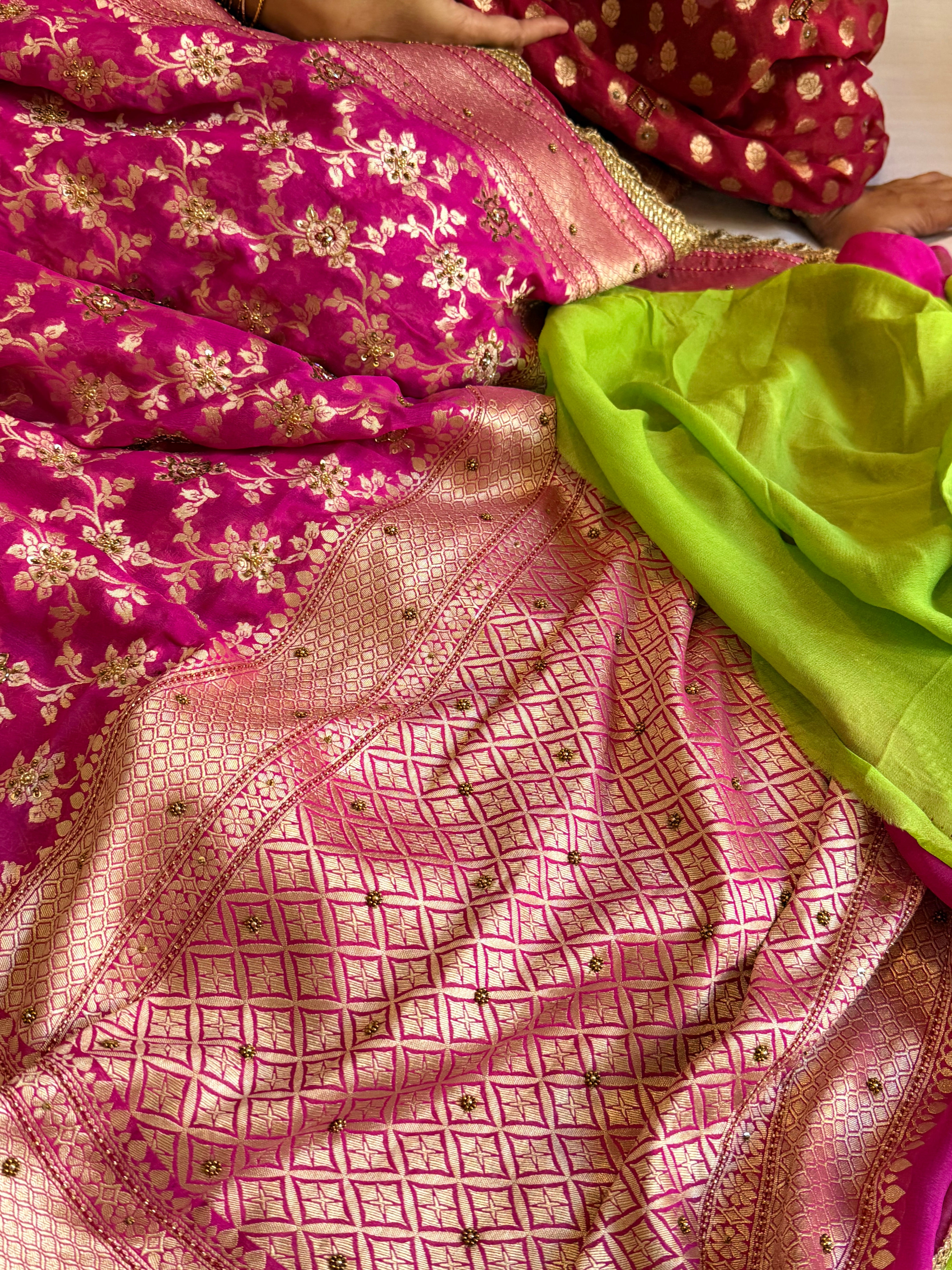 Banarasi chiffon gorgette rani pink hand embroidered kadhwa saree