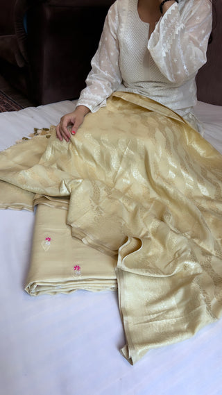 French ivory moonga silk meenedar suit set