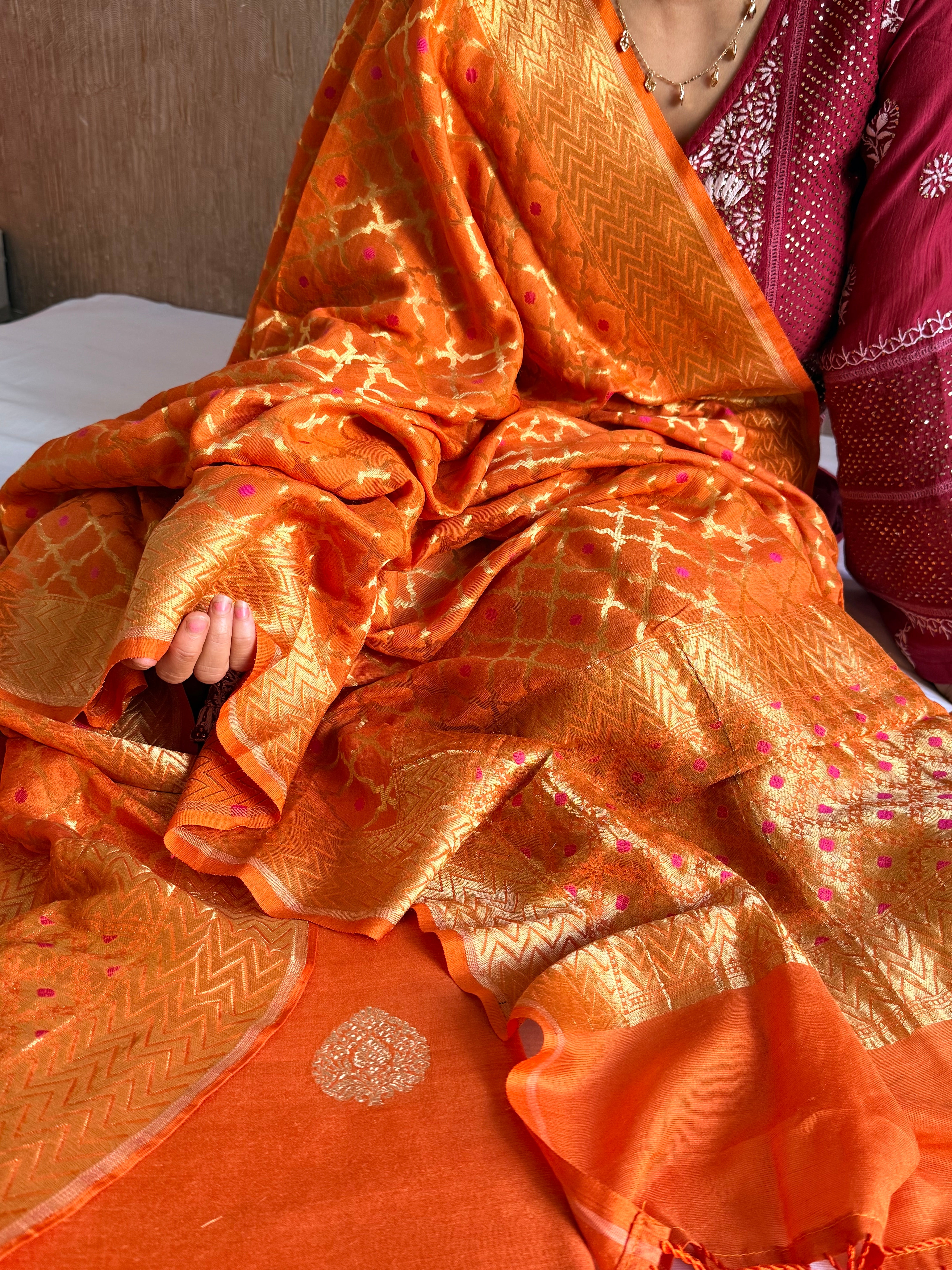 Moonga silk kadhwa kurta paired with gorgette duppata with latkans