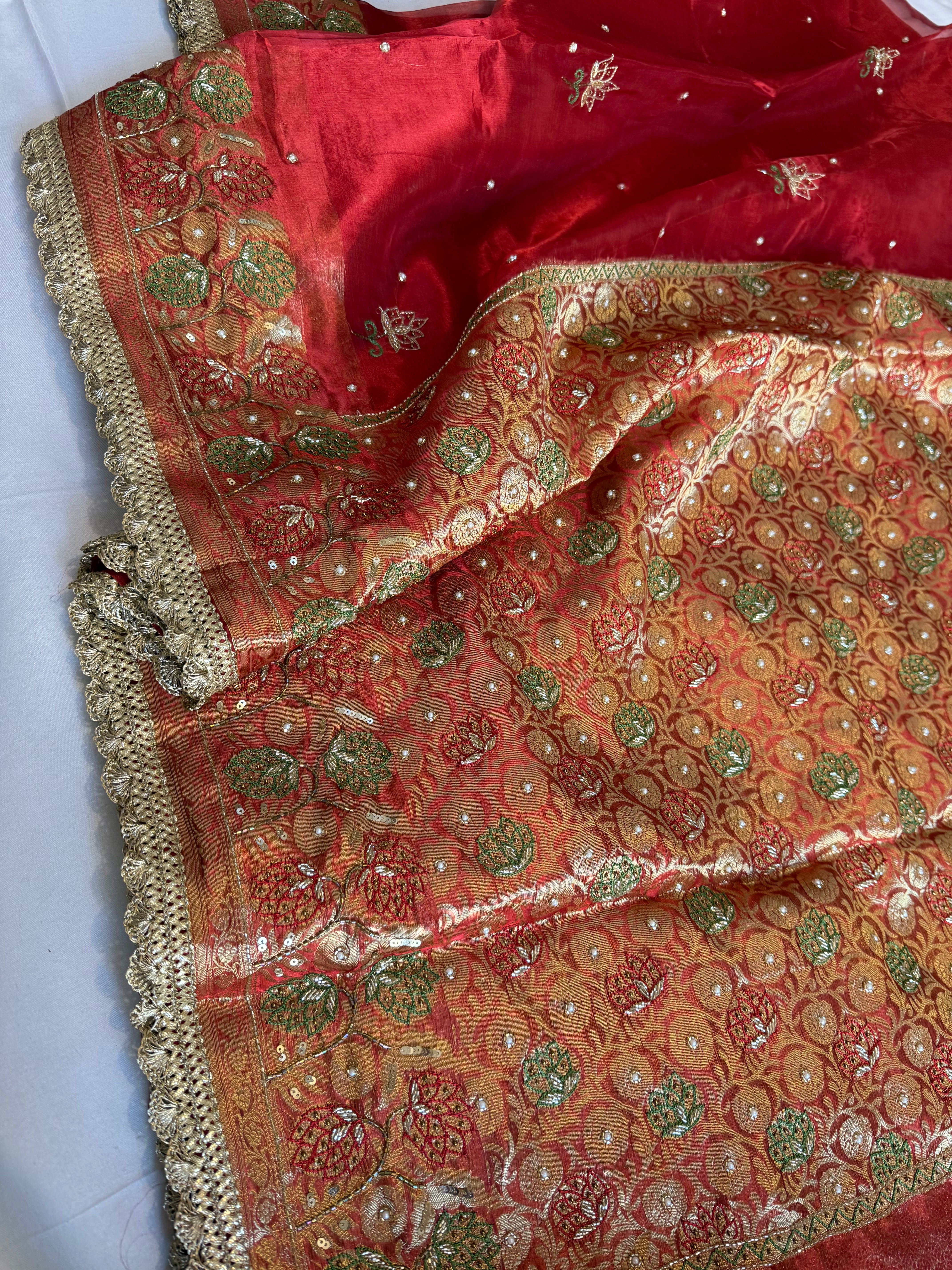 ✨गुलाबी और लाल साड़ी edit✨ ( Red shade)