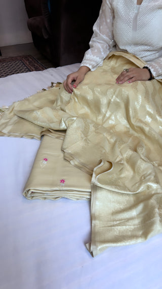 French ivory moonga silk meenedar suit set