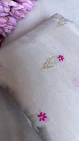 Moonga silk dyeable kadhwa meenedar fabric