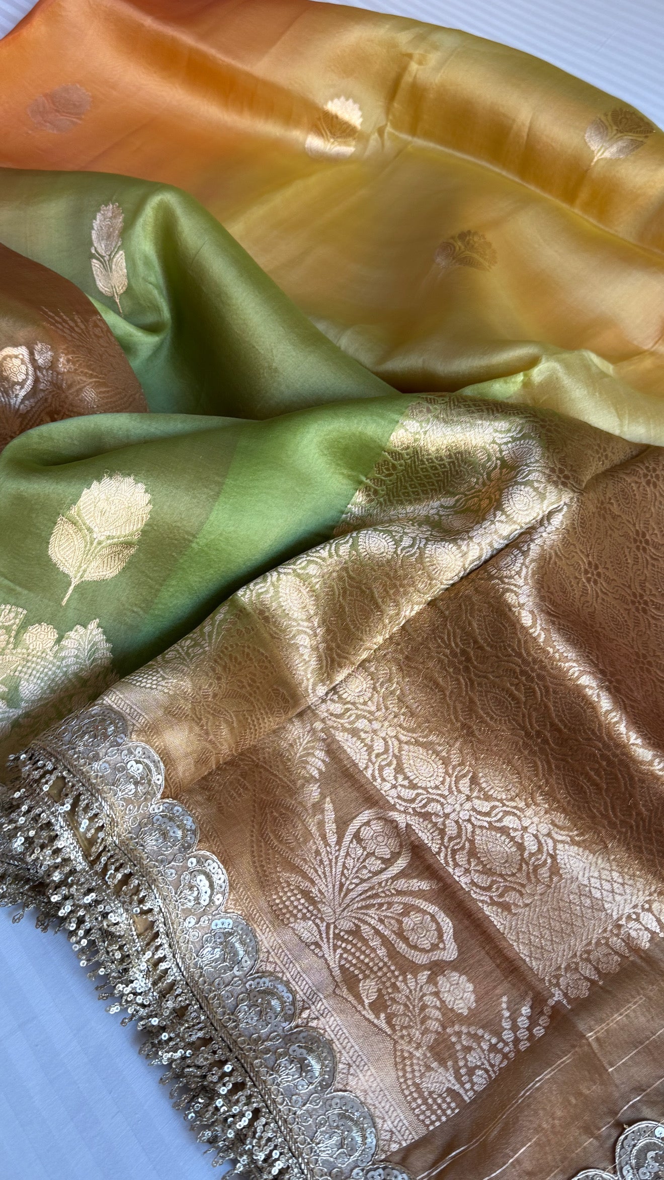 4D shaded rang birangi multicoloured kora silk Banarasi saree