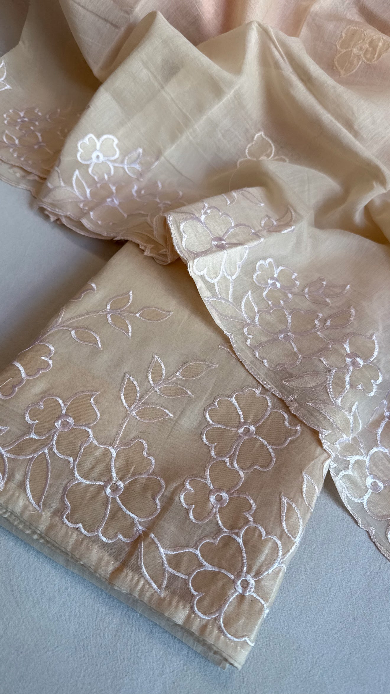 Mul cotton appliqué work suit set