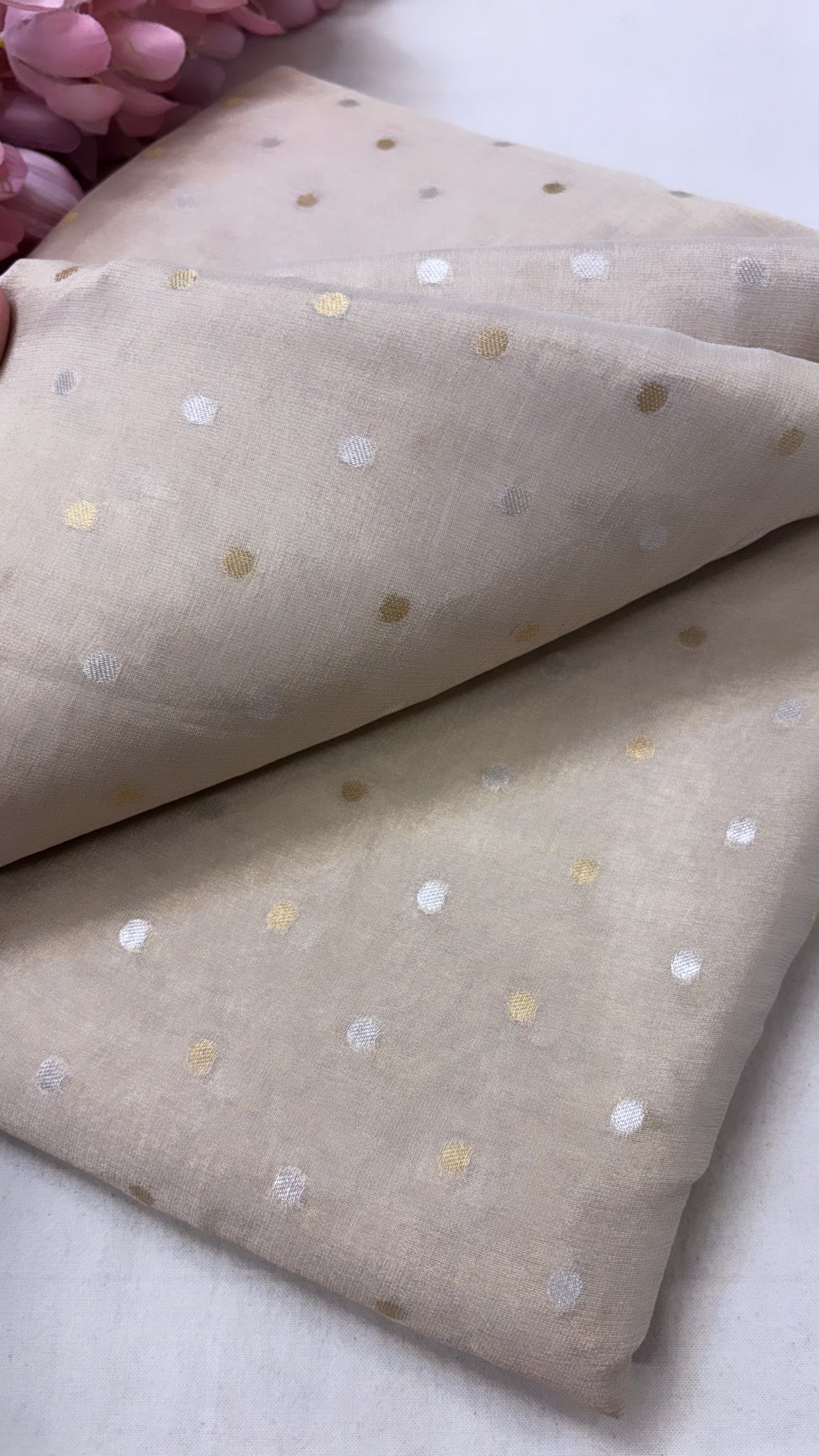 Tissue gorgette kadhwa sona rupa buti dyeable fabric