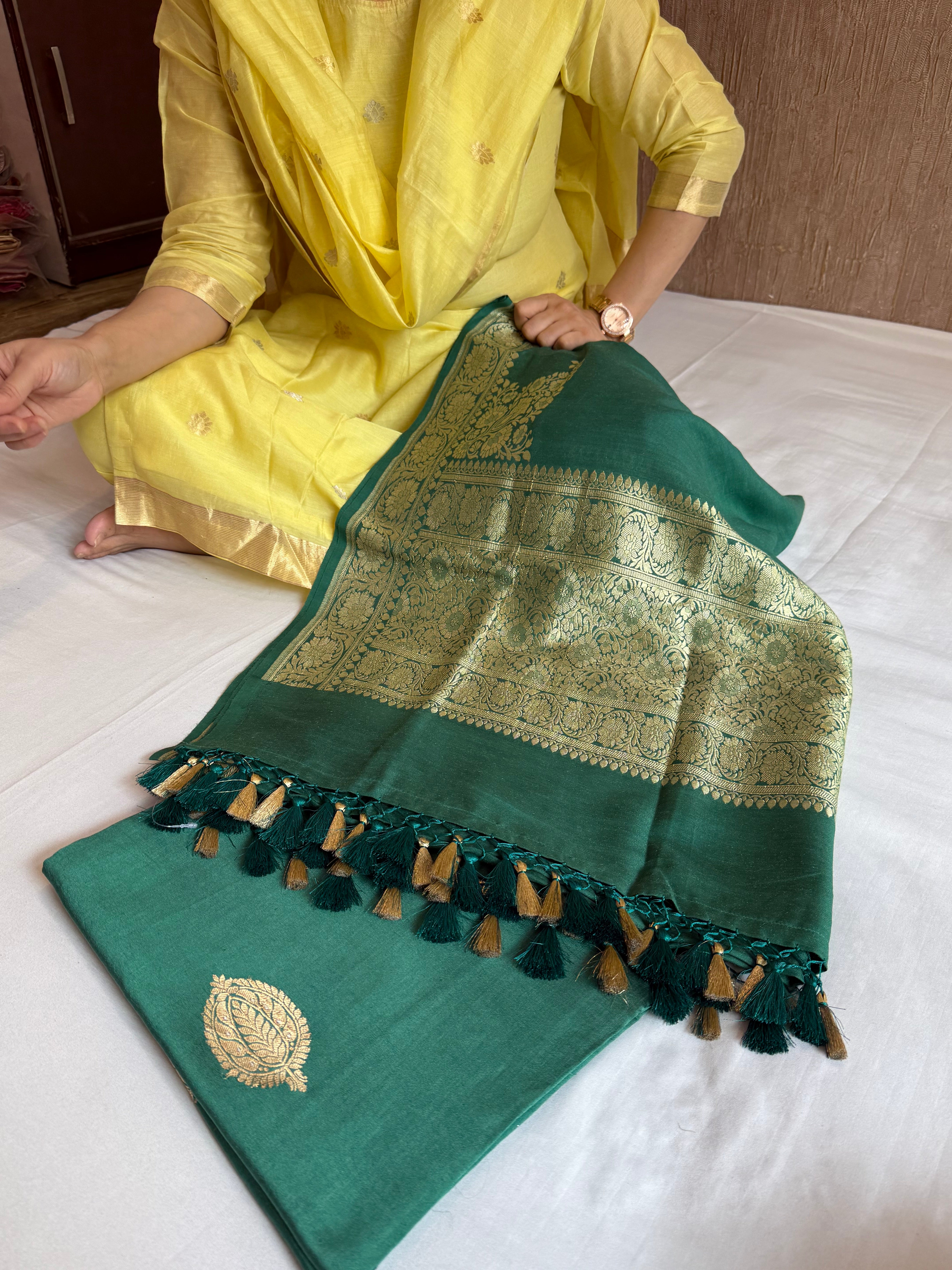 Bottle green moonga silk kohniya buti kadhwa suit sets