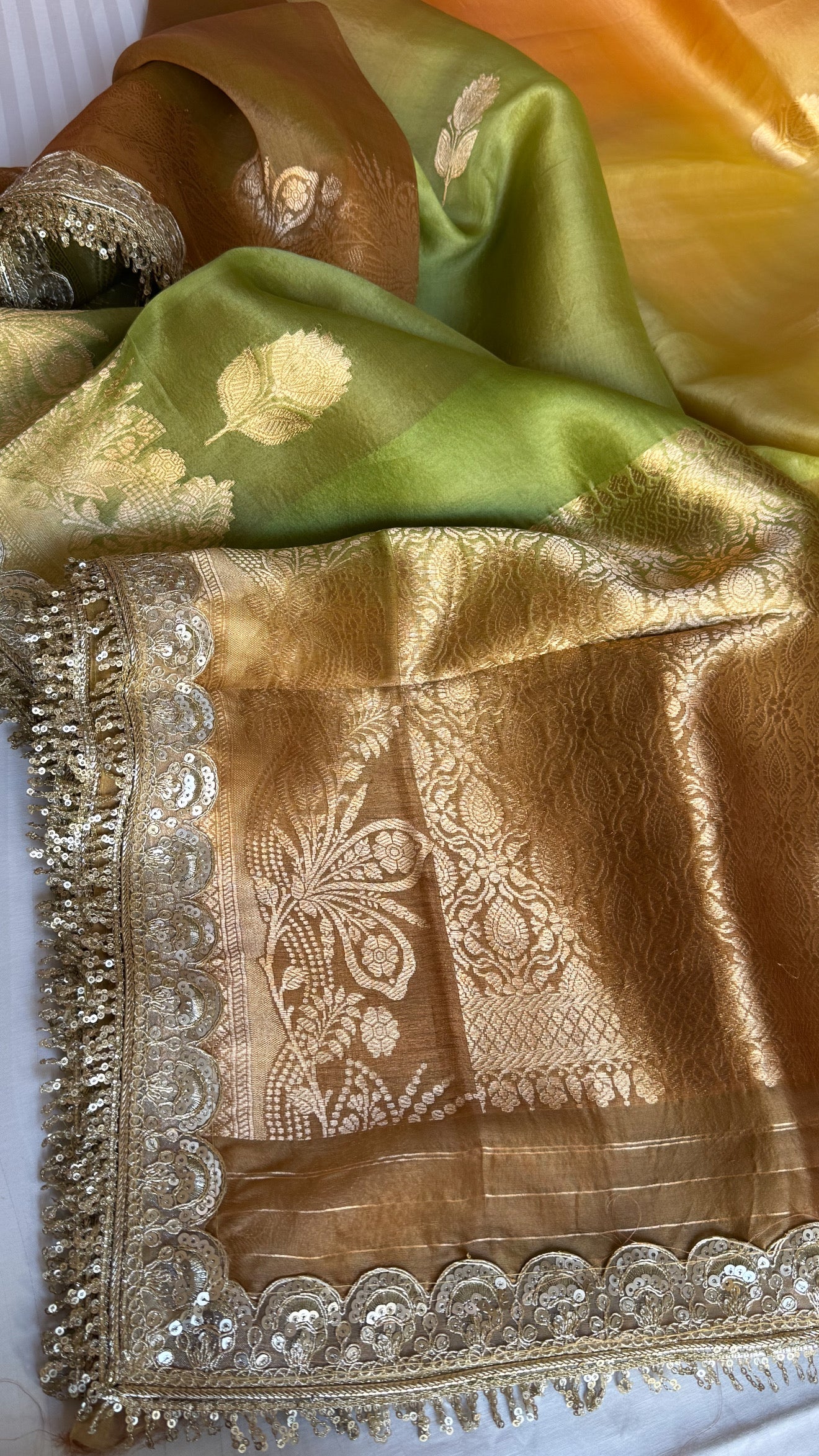 4D shaded rang birangi multicoloured kora silk Banarasi saree