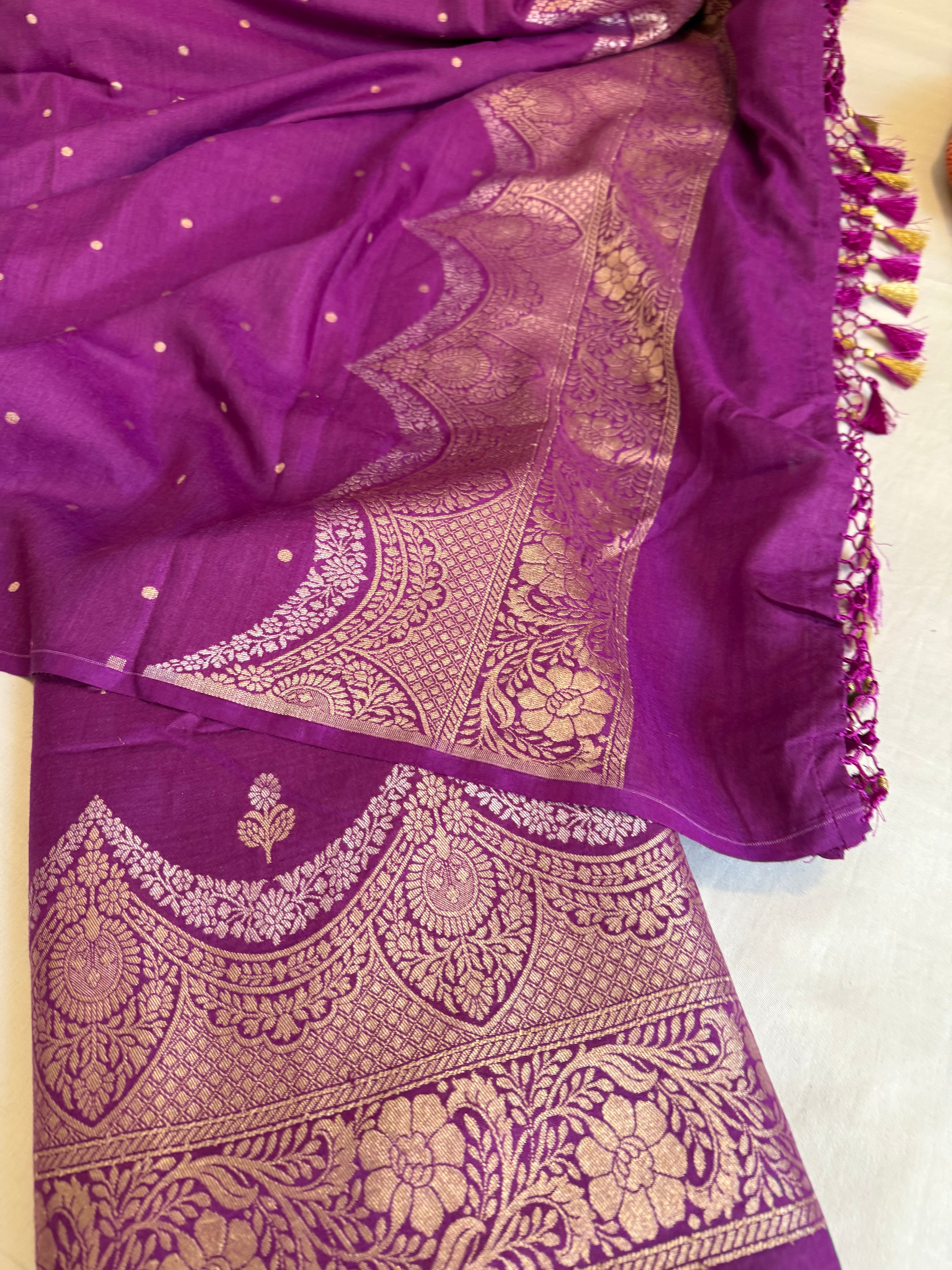Moonga silk purple scalloped border weaving kadhwa suit set