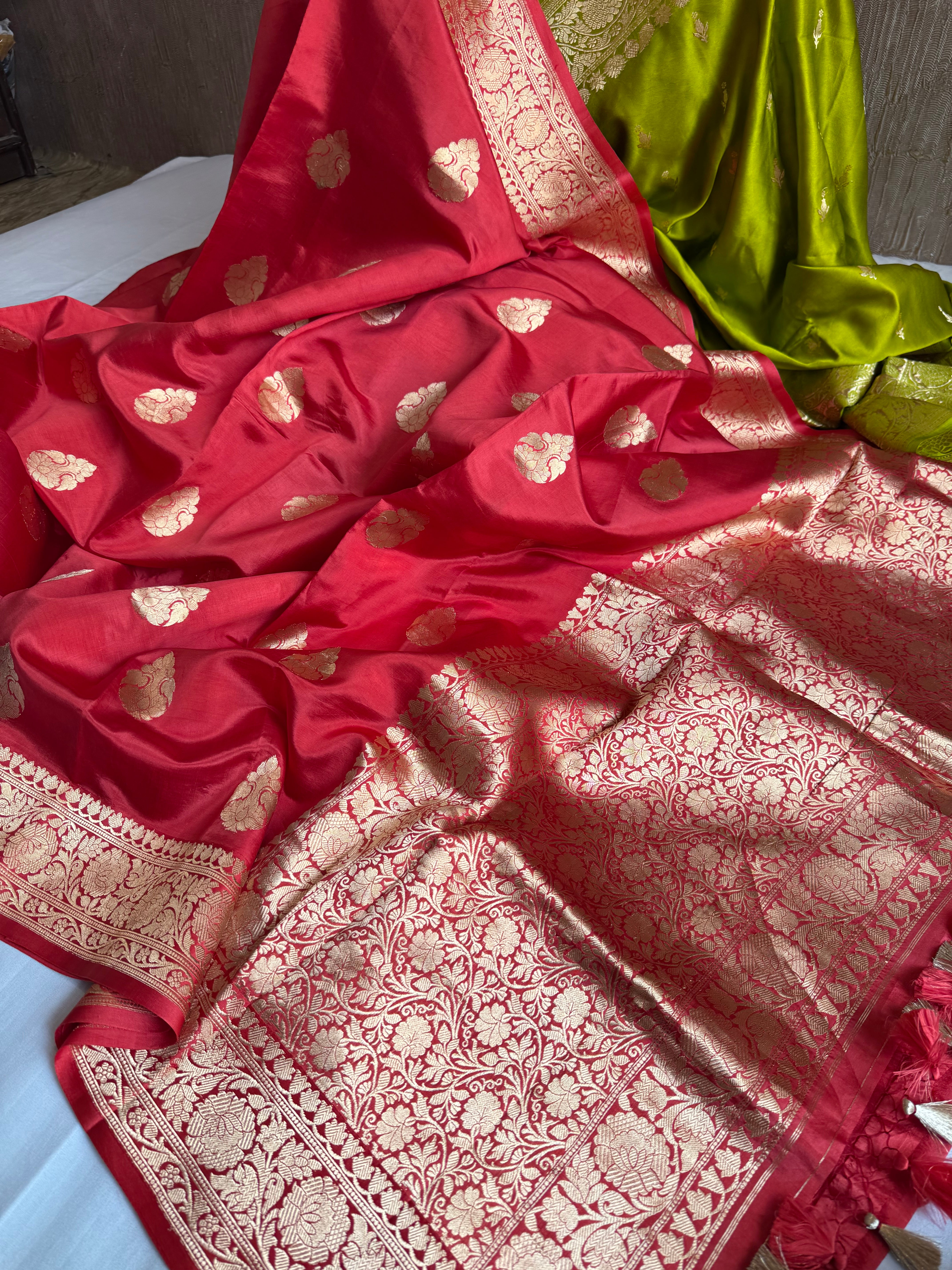 Tomato red pure banarasi chiniya silk kadhwa saree