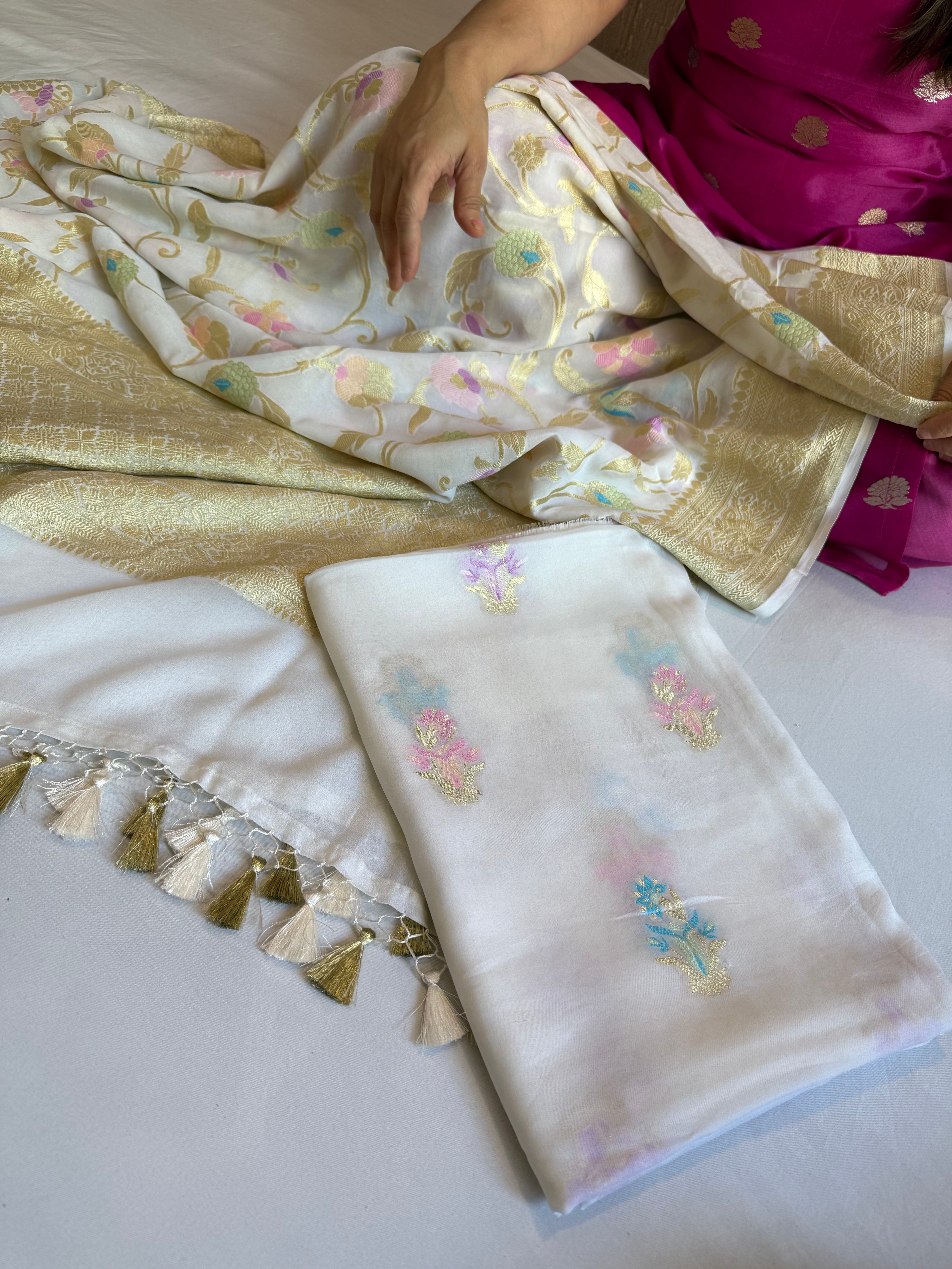 White gorgette banarasi meenakari kadhwa buti jungla suit set