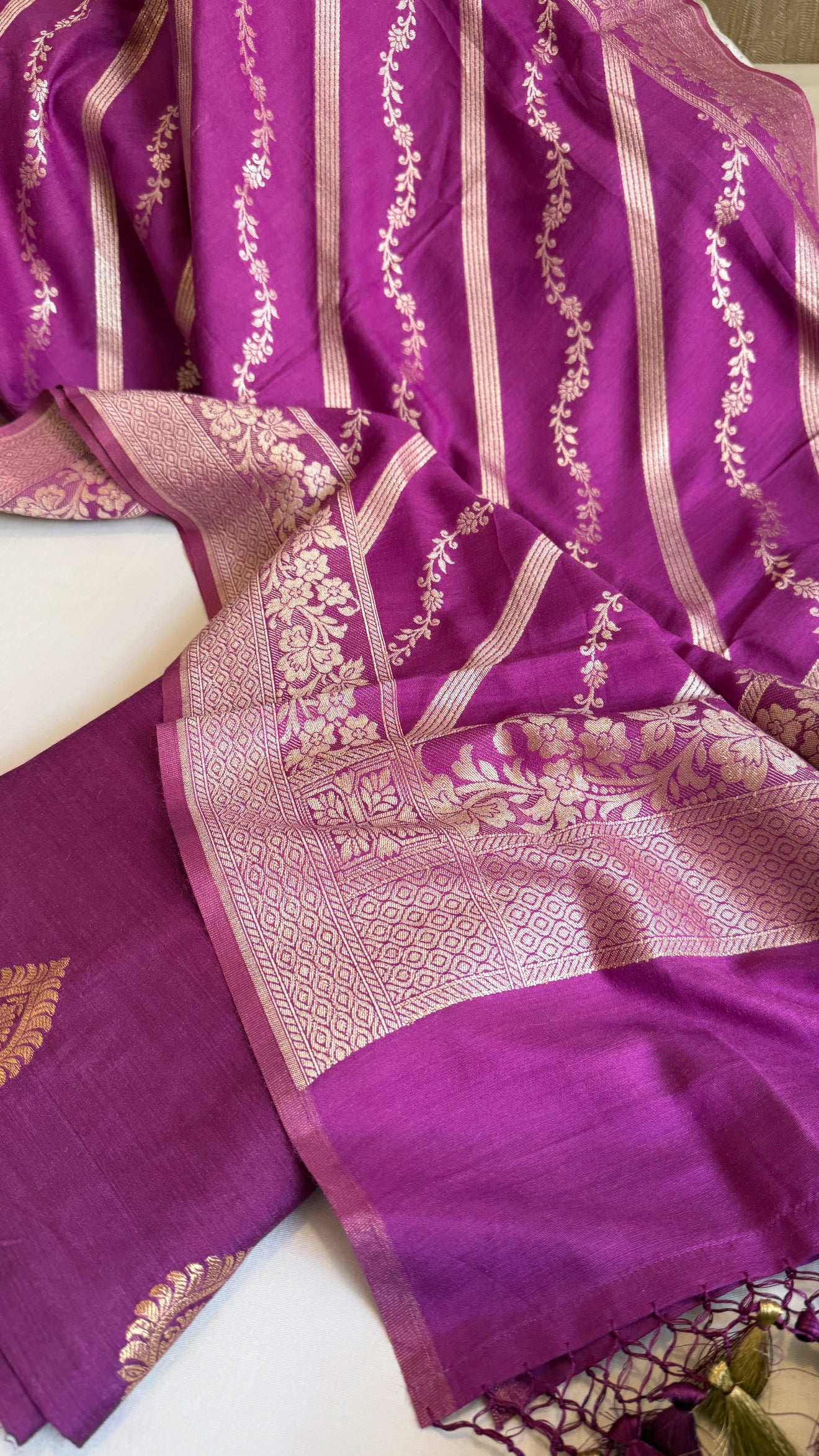 Moonga silk wine kadhwa buti suit set