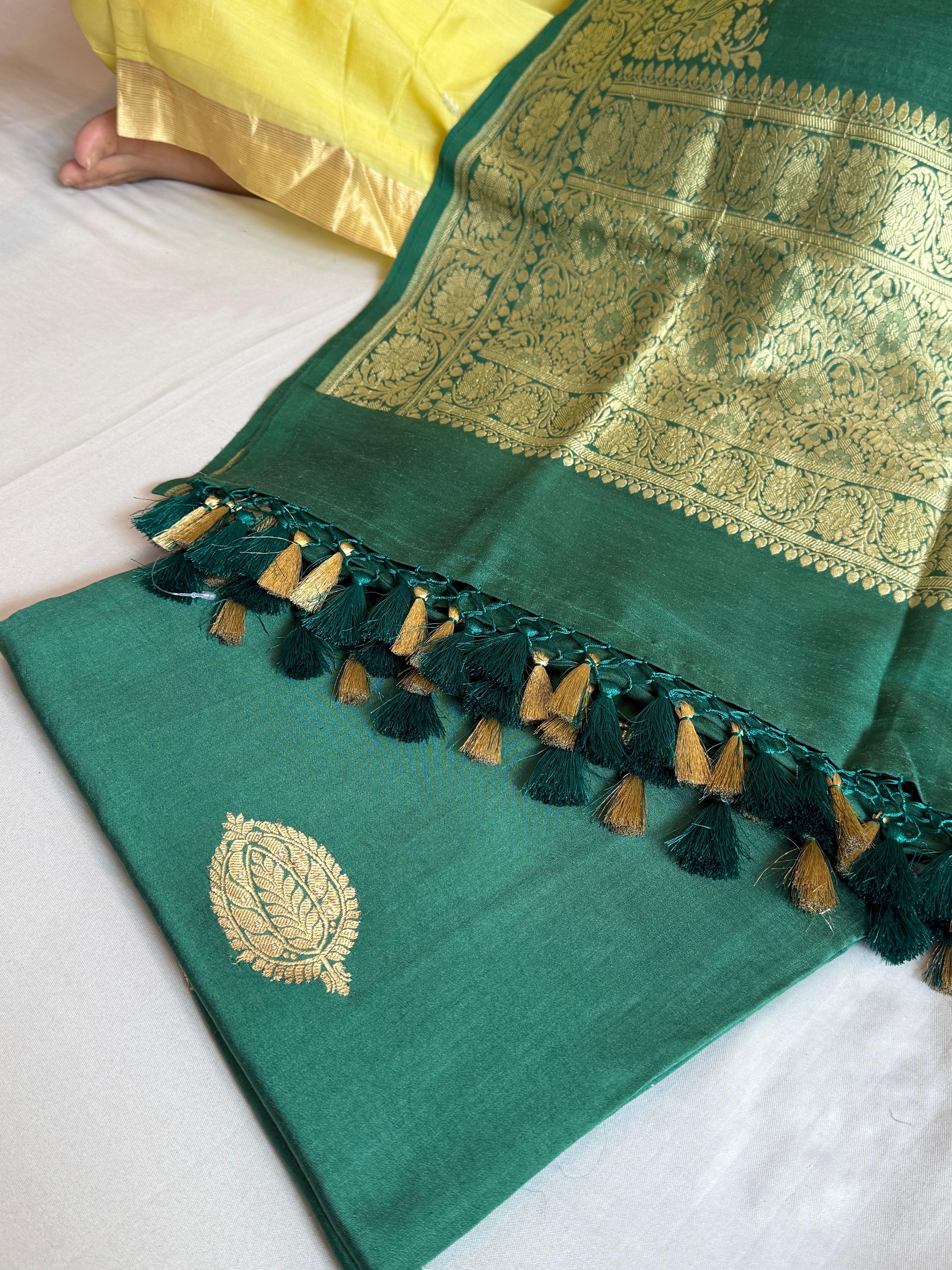 Bottle green moonga silk kohniya buti kadhwa suit sets