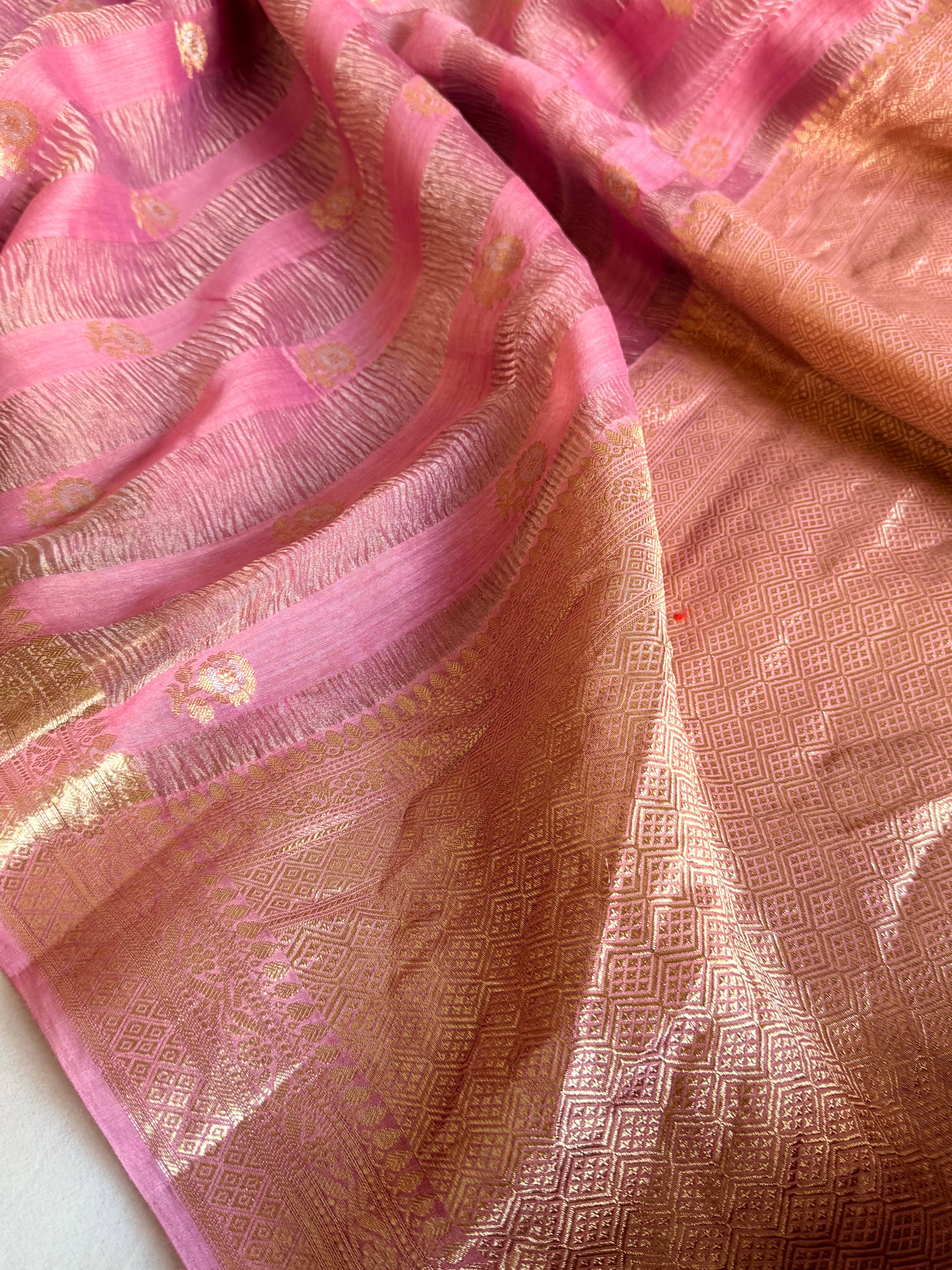 Below 10k - Crushed raw mango silk and tissue silk kadhwa border saree