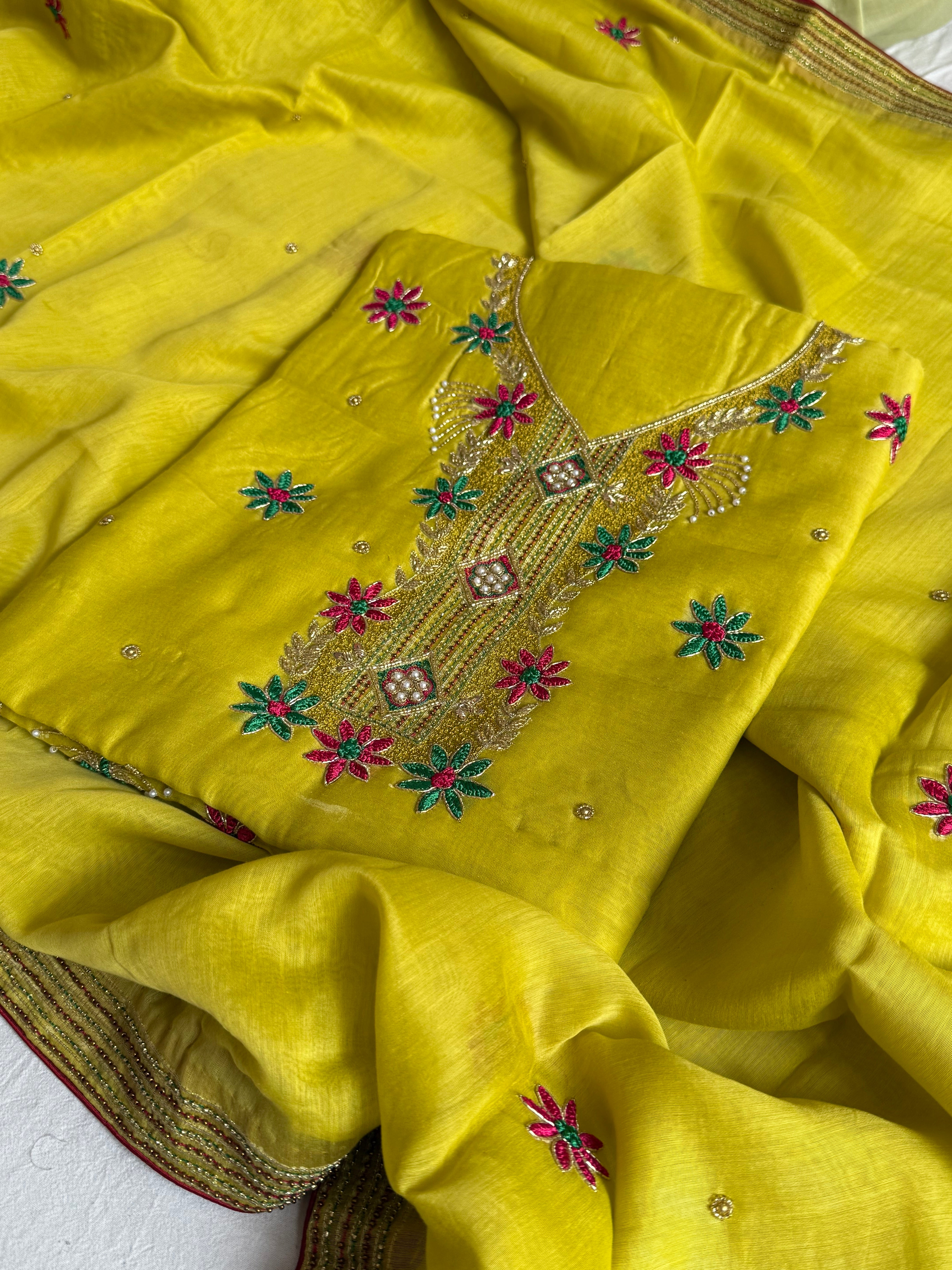 Banarasi formal wear mul cotton lime green cotton hand embroidered kurta paired with mul cotton hand embroidered duppata set