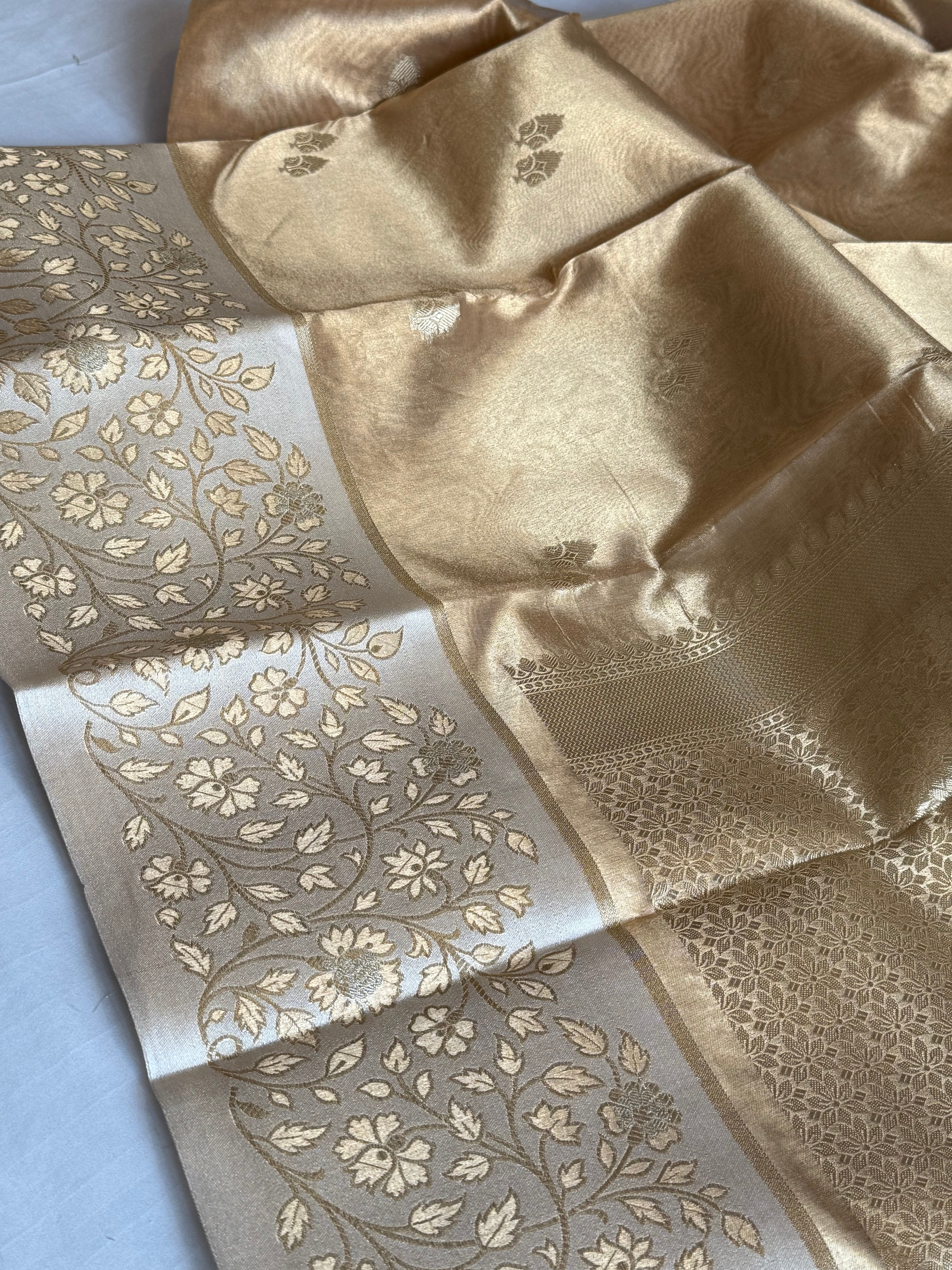 Kanjivaram gold double tissue silk kadhwa paithani meenakari border saree