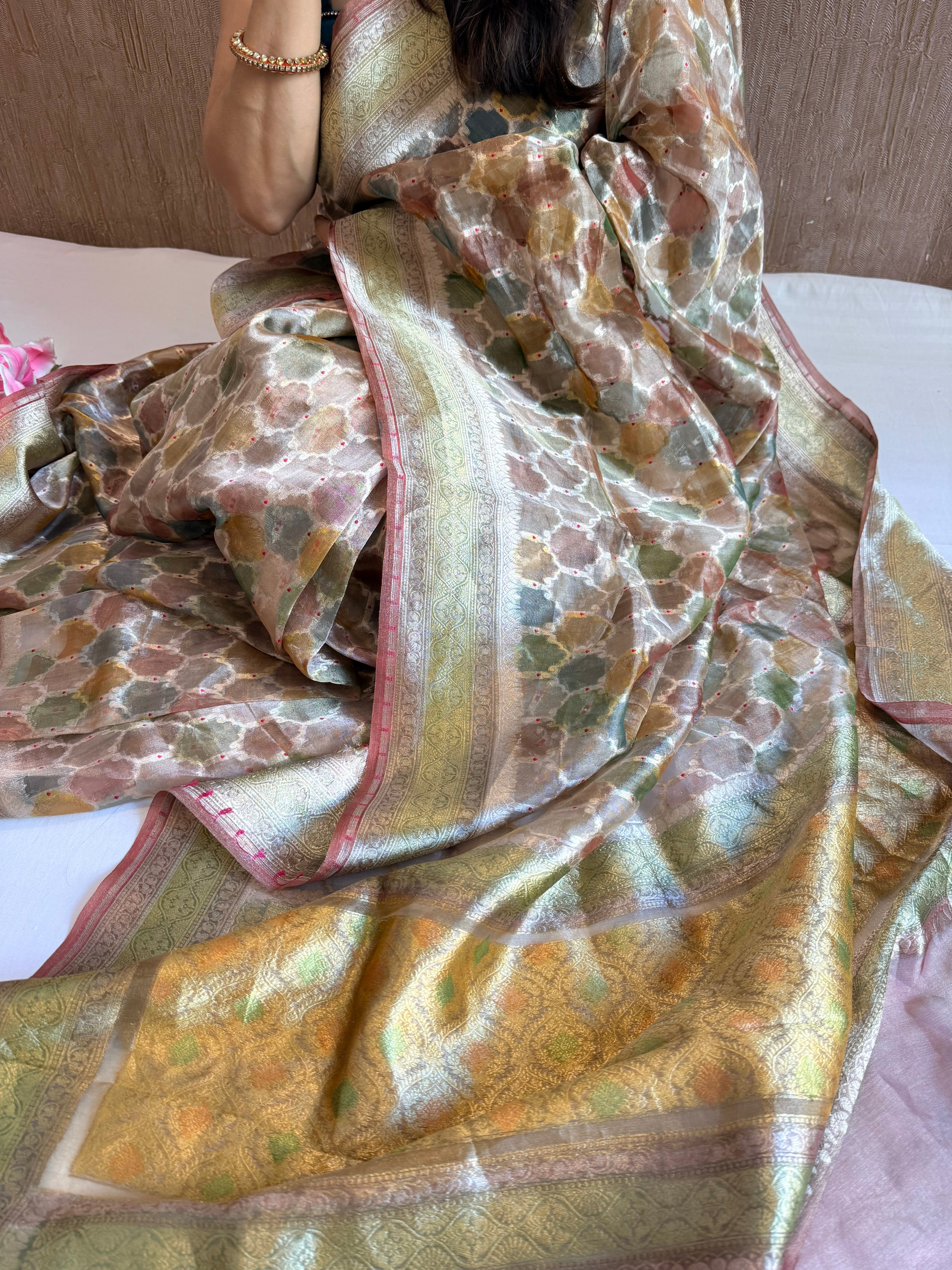 Rangeen diamond tissue silk rangkaat kadhwa saree
