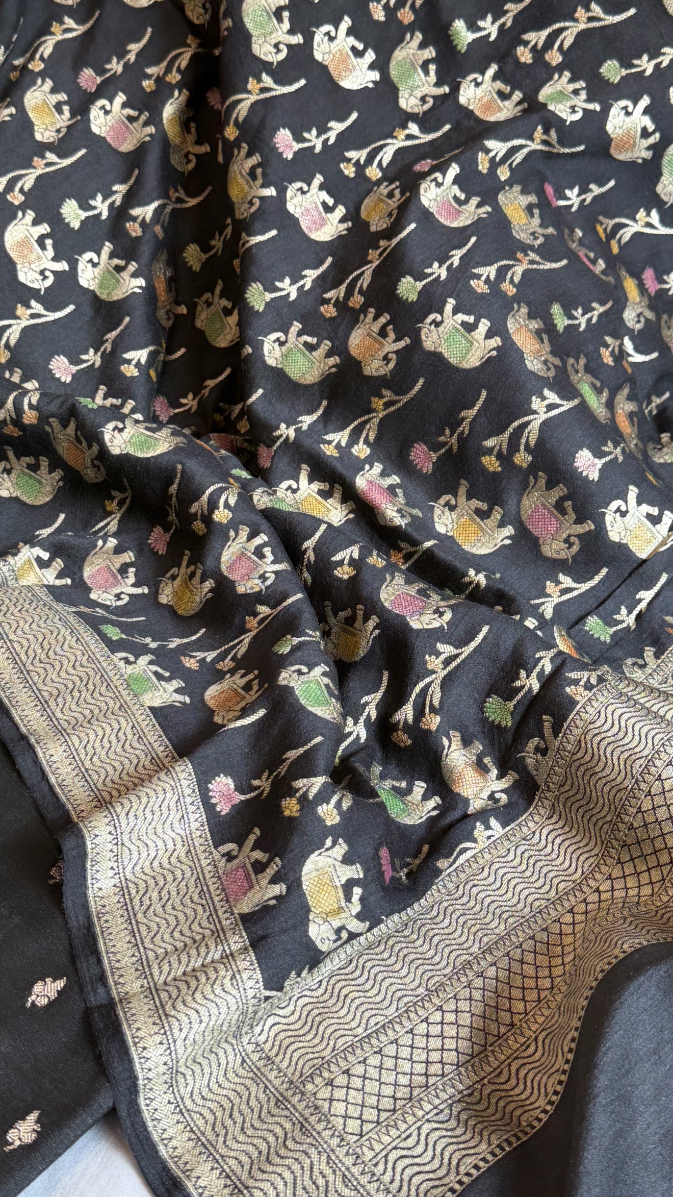 Black moonga silk elephant motif kadhwa weaving suit set