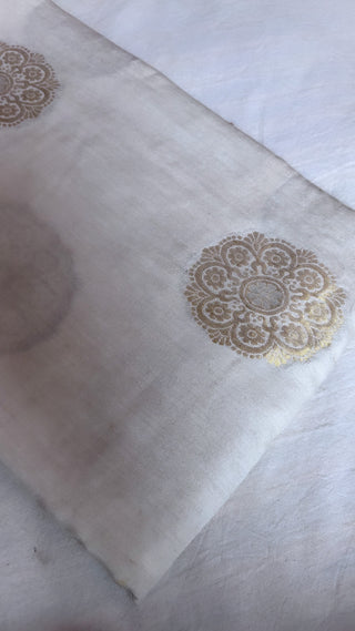 Moonga silk dyeable kadhwa fabric