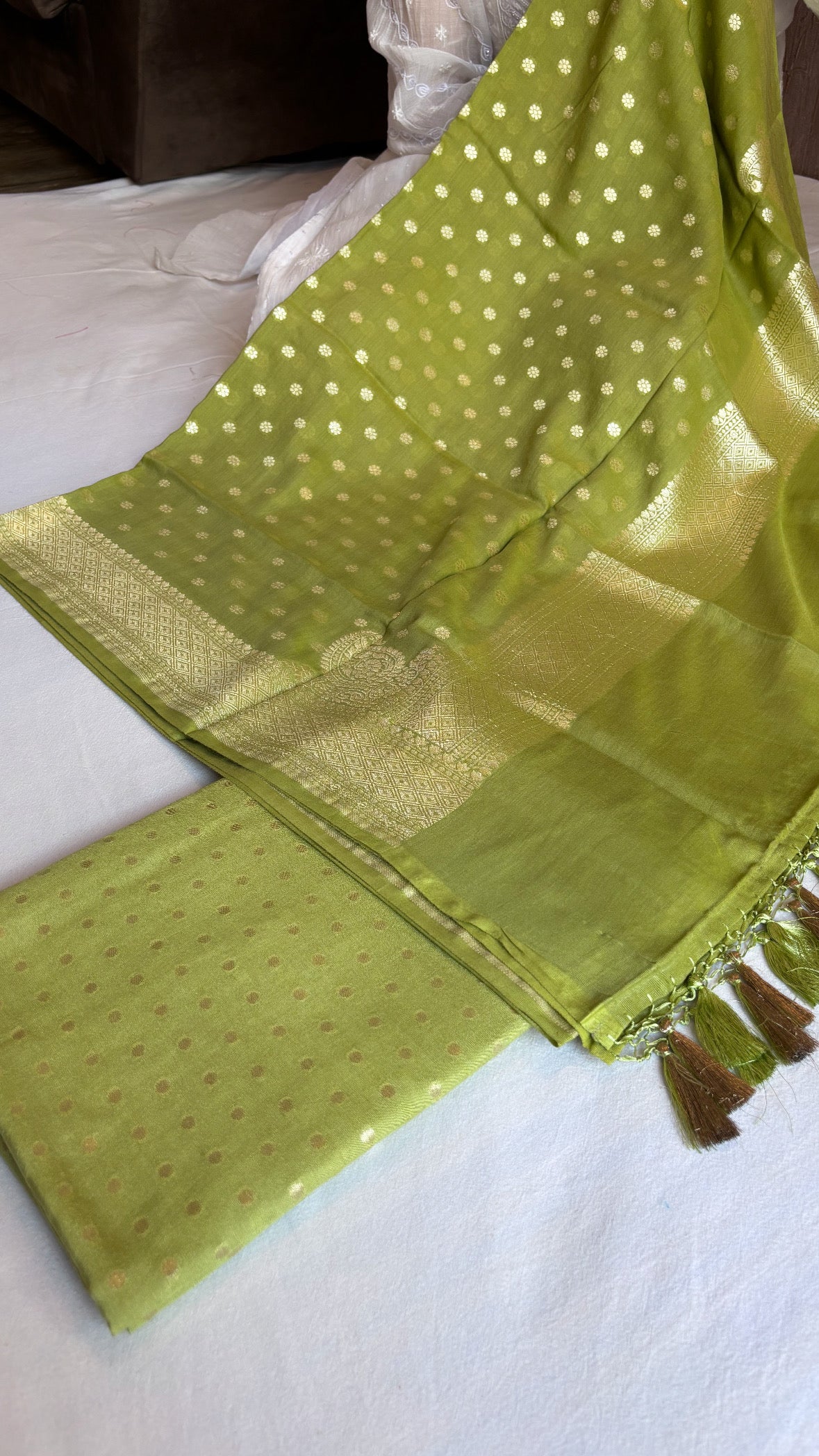 Mehendi green moonga silk kadhwa kohniya duppata suit set