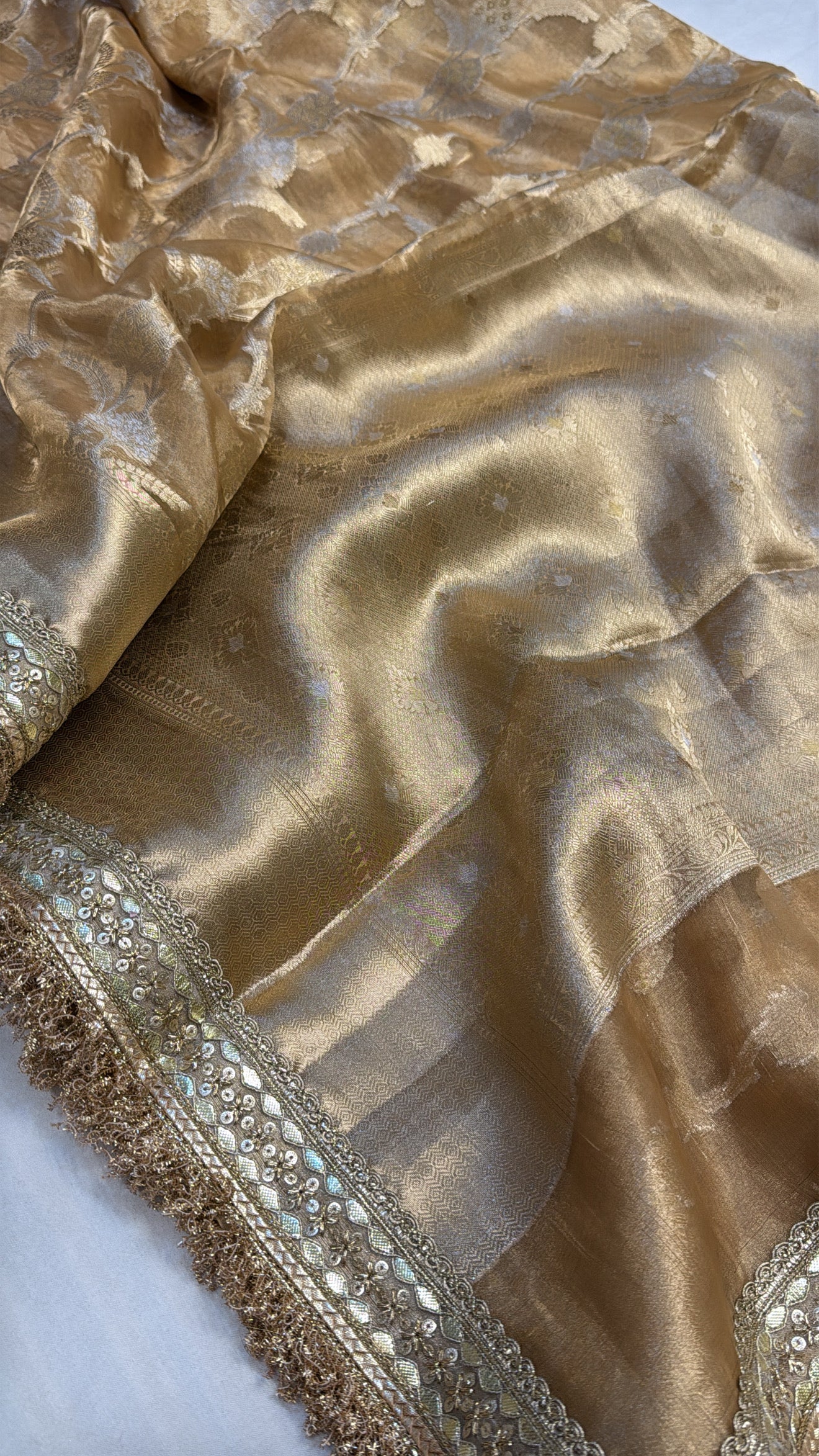 Gold tissue kadhwa jungla maharani silk saree