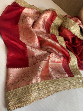 Viral maharani dhup chao red tissue silk meenakari kadhwa saree