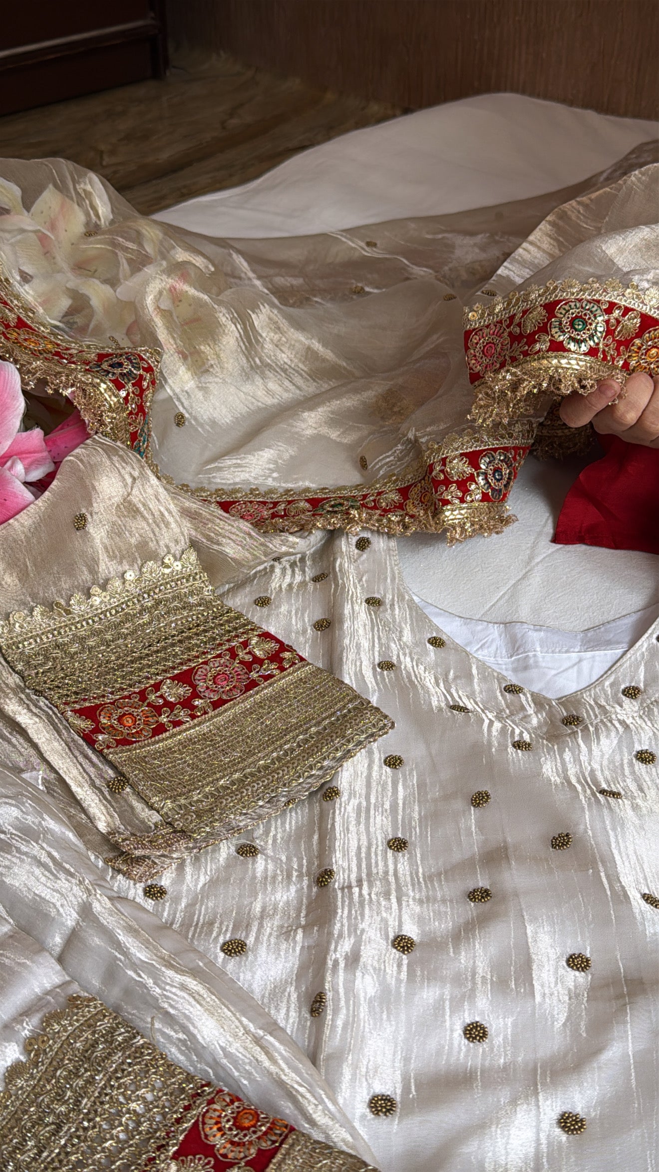Ivory diamond tissue silk hand embroidered heeramandi suit set
