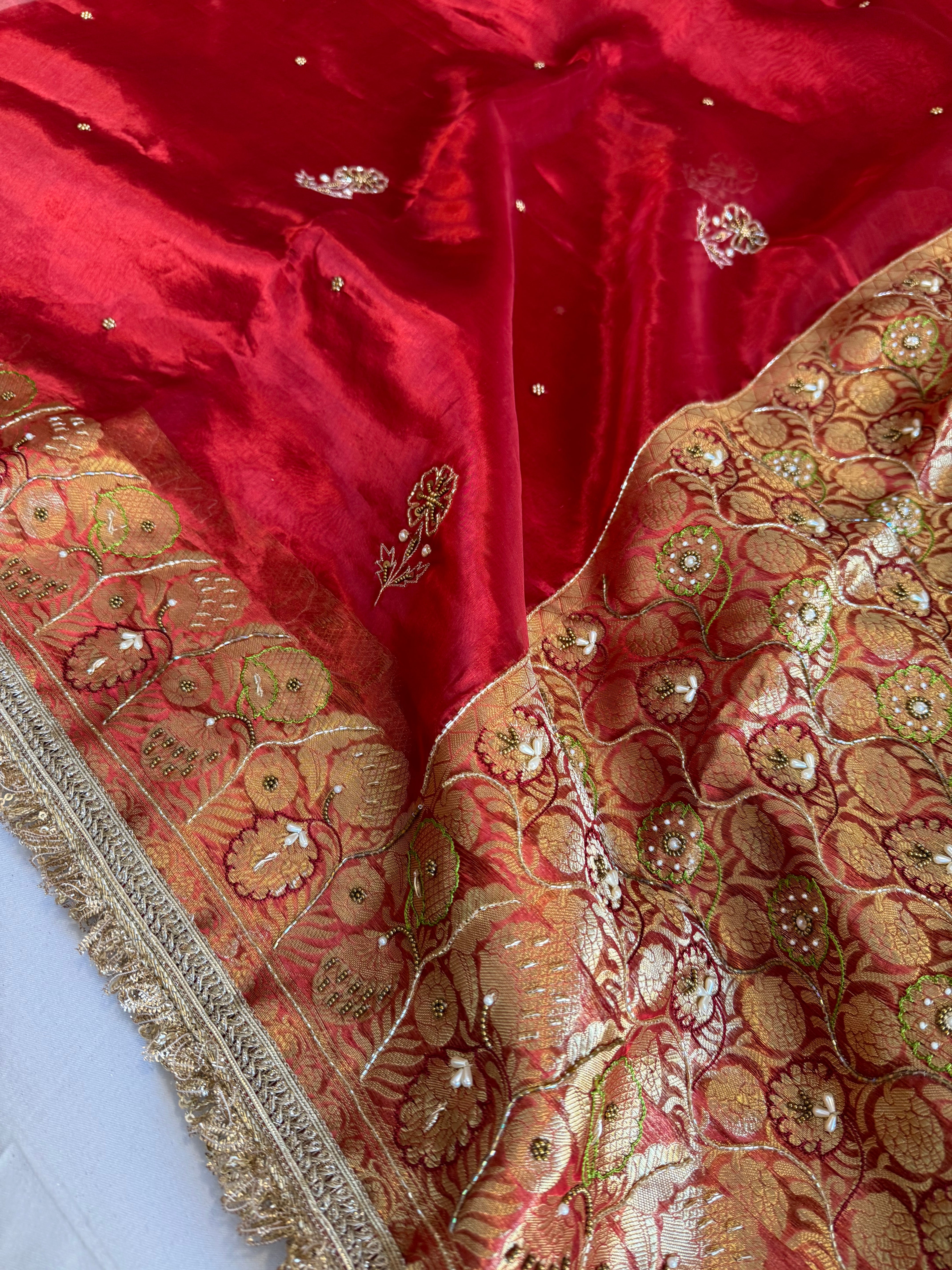 ✨गुलाबी और लाल साड़ी edit✨ ( Red shade)