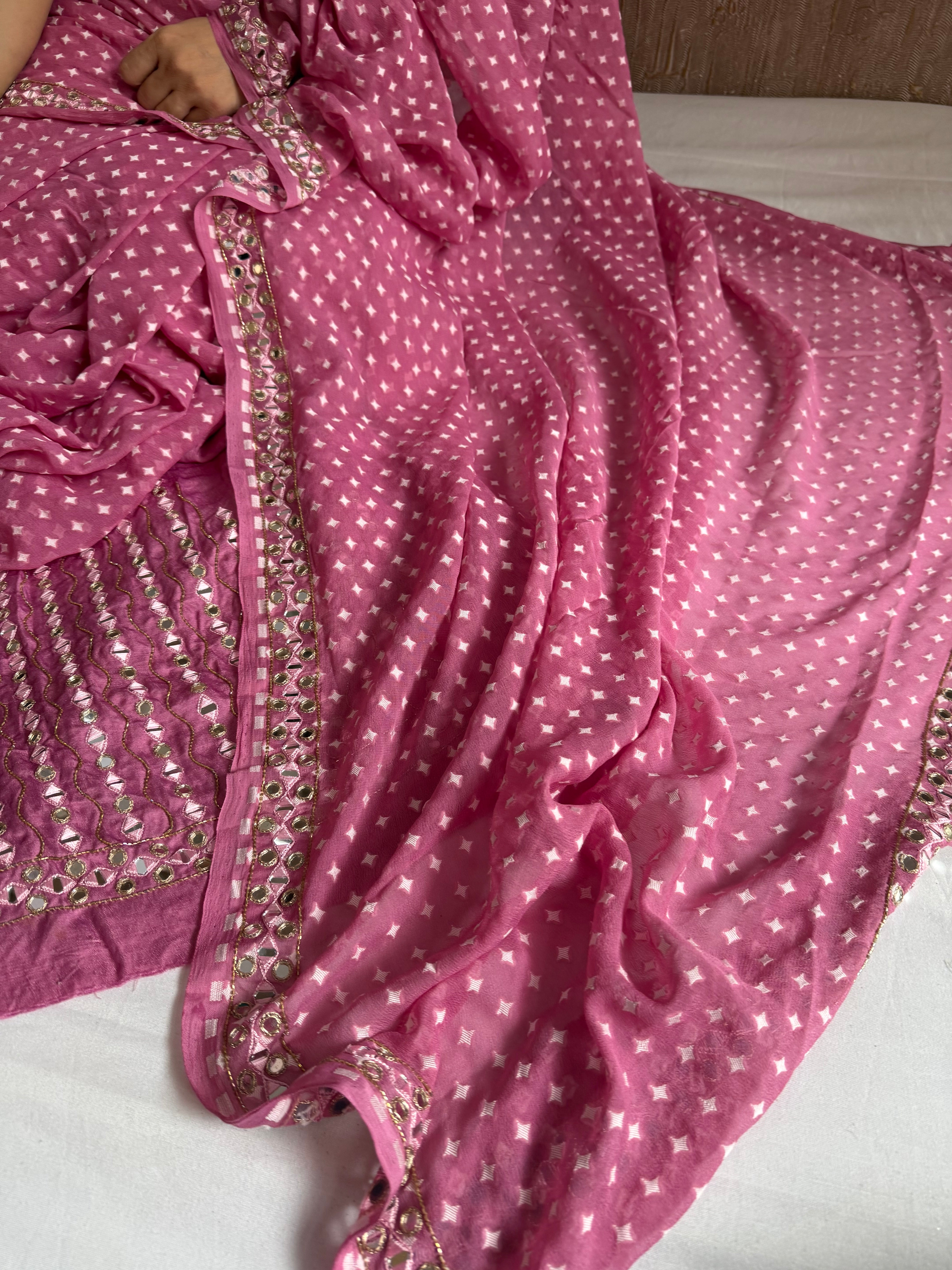 Strawberry pink gorgette bandhej pattern kadhwa saree