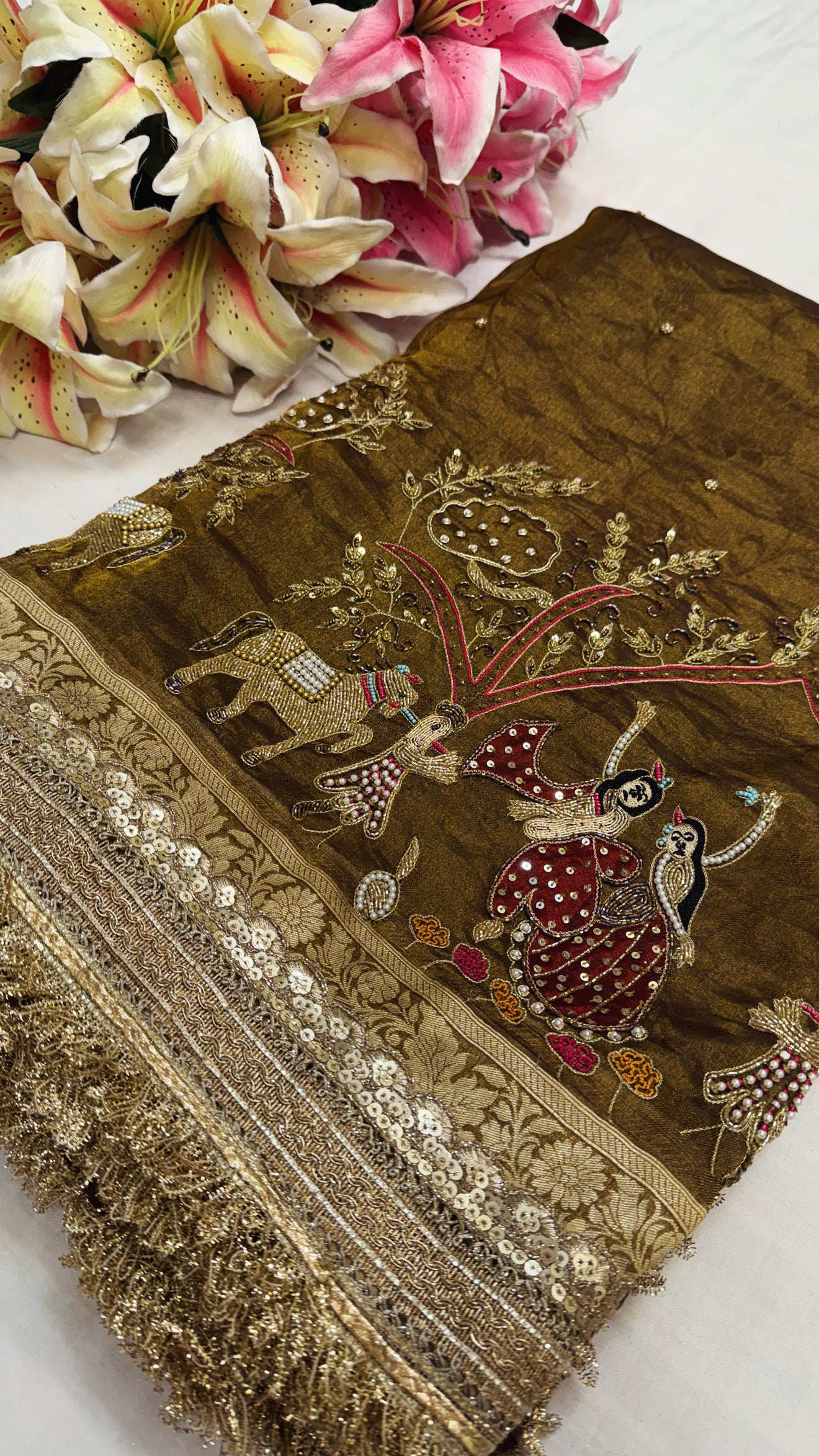 Karwachauth special - Kanjivaram gold tissue silk krishna rasleela motif hand embroidered kadhwa saree