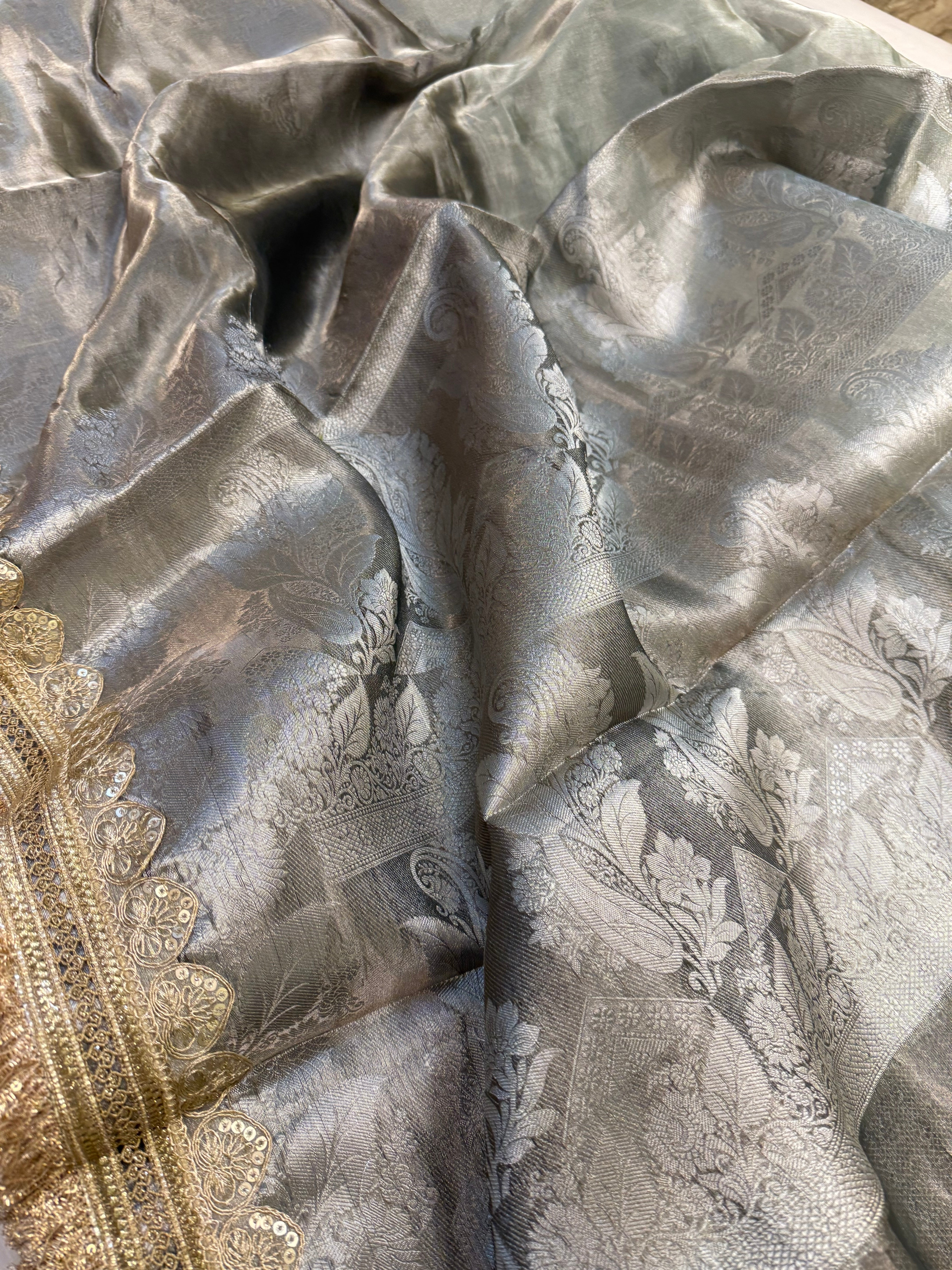 Maharani rang birangi tissue silk shaded kadhwa saree