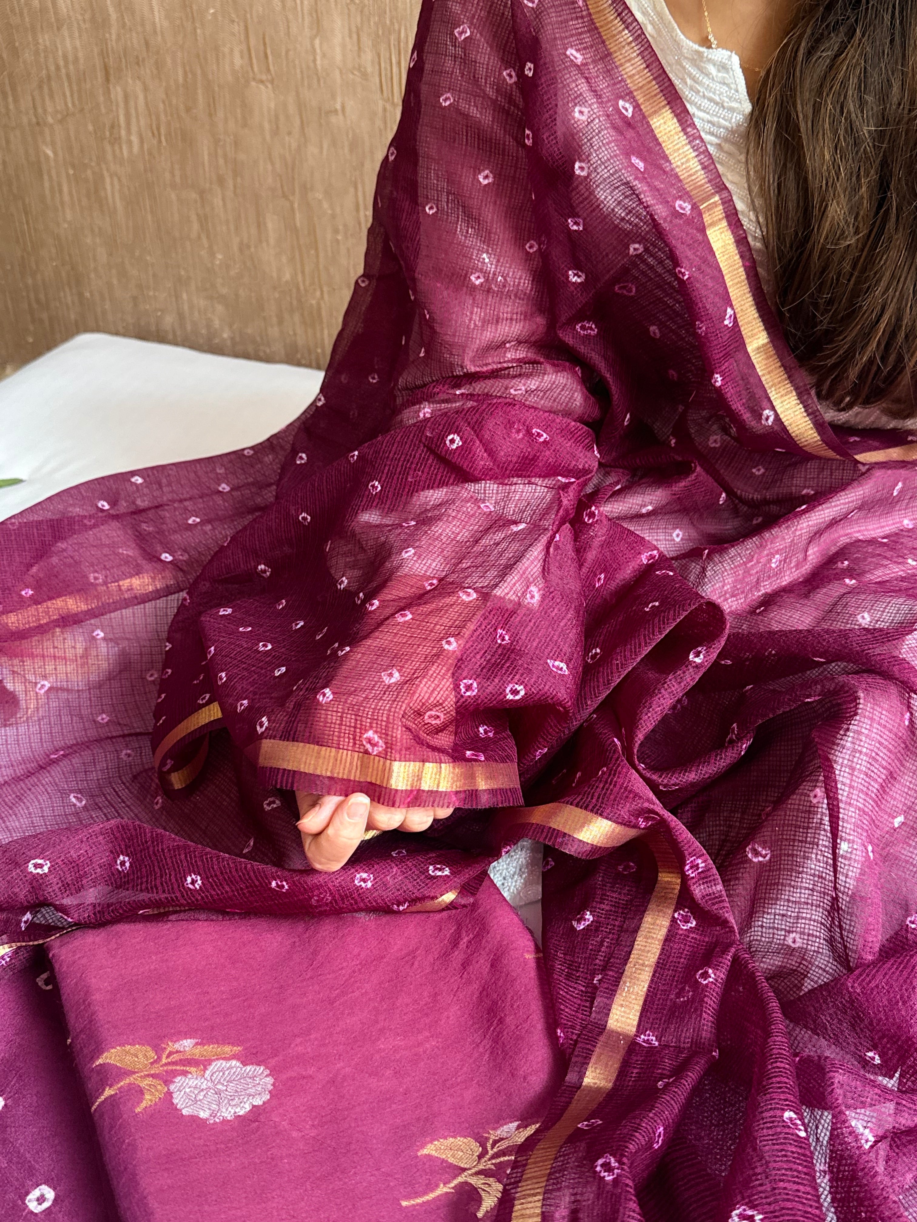 Below 8k- Mul cotton handloom kurta paired with bandhej dyed kota silk duppata set