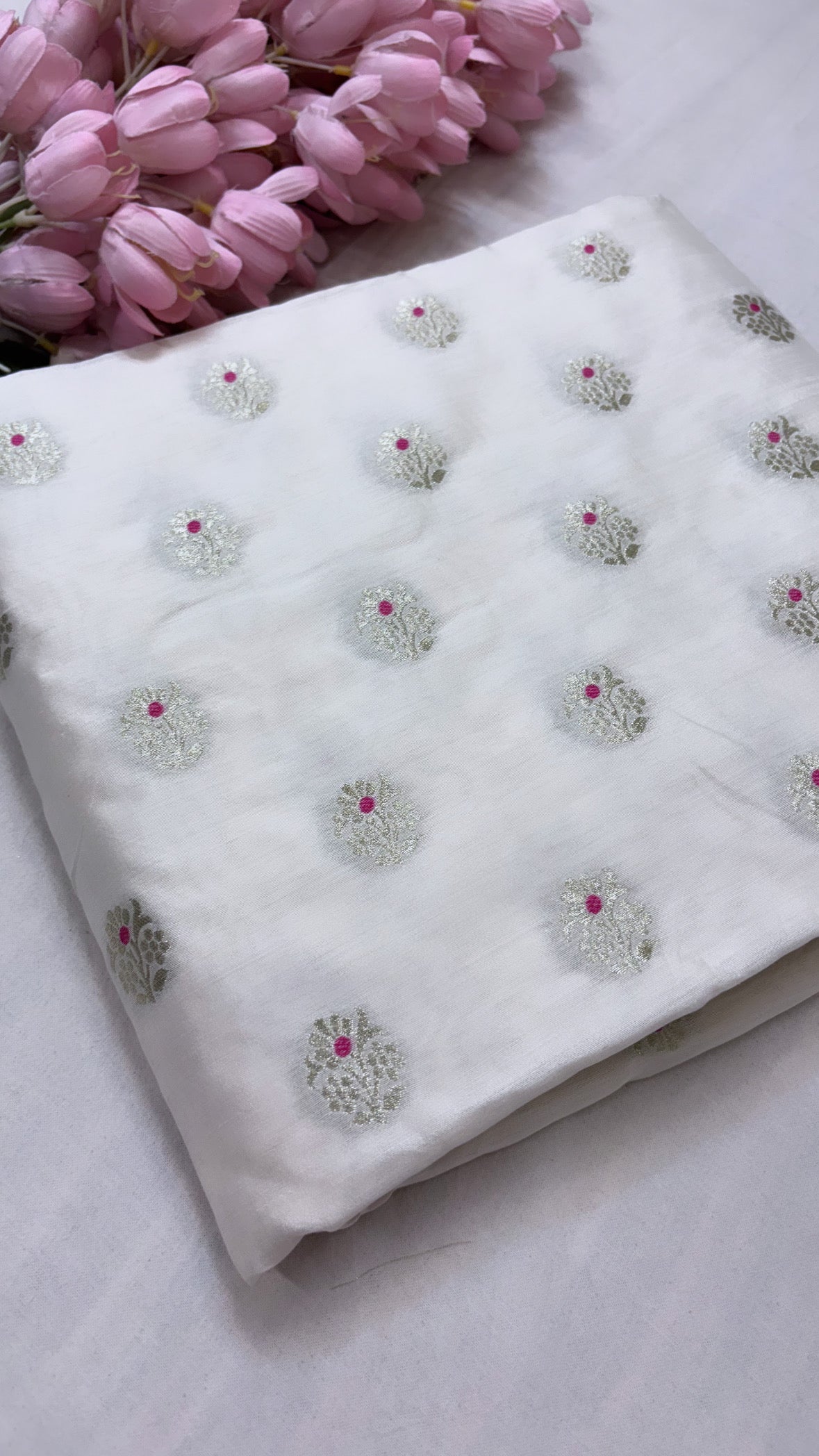 Chiniya silk dyeable meenedar fabric