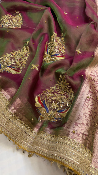 Baarat wali saree - Pink-green dhup chao effect peacock motif hand embroidered tissue silk saree