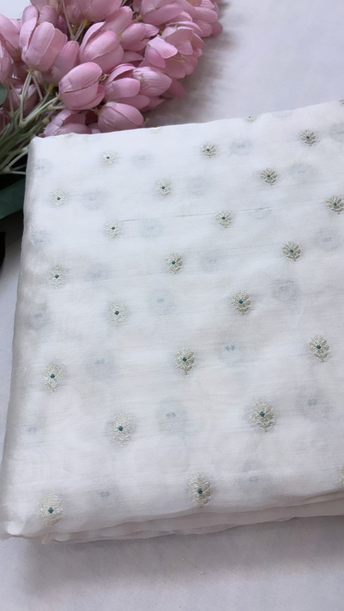 Chiniya silk dyeable kadhwa buti meenedar fabric