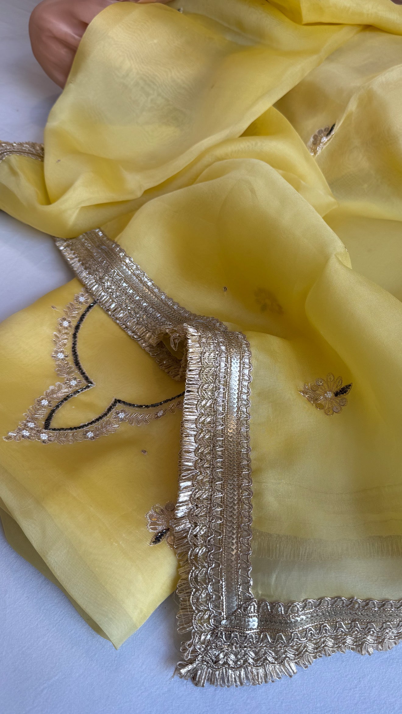 Aari and tilli hand embroidered butter yellow hand embroidered kadhwa suit set