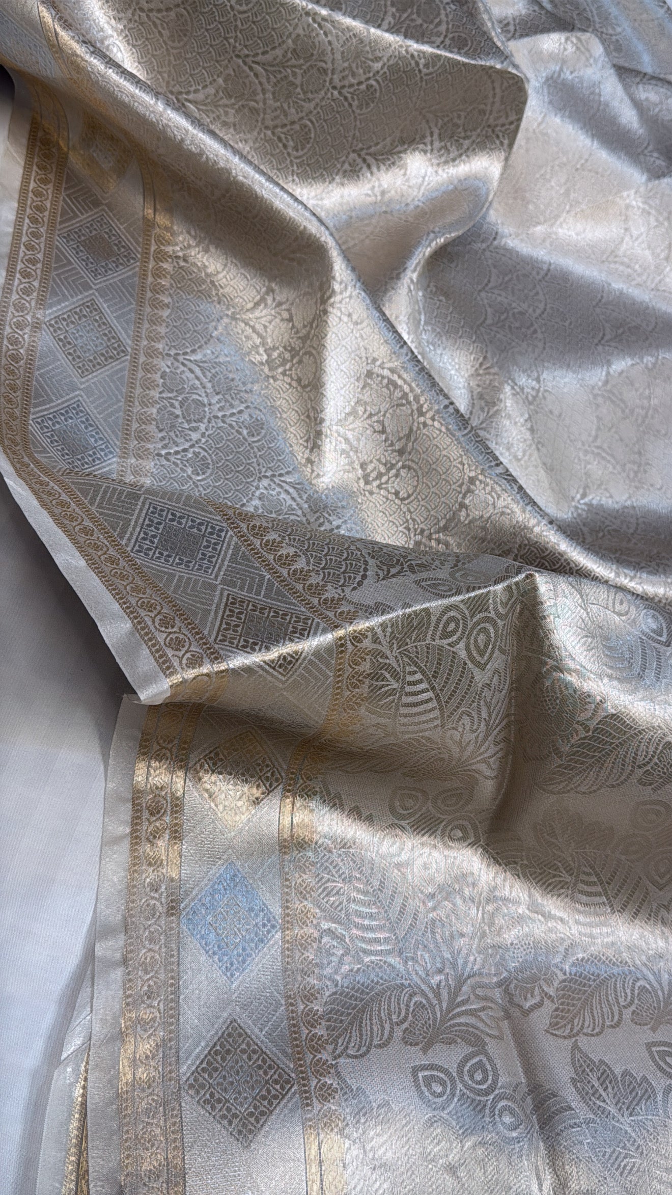 Liquid gold water zari tissue brocade kadhwa saree