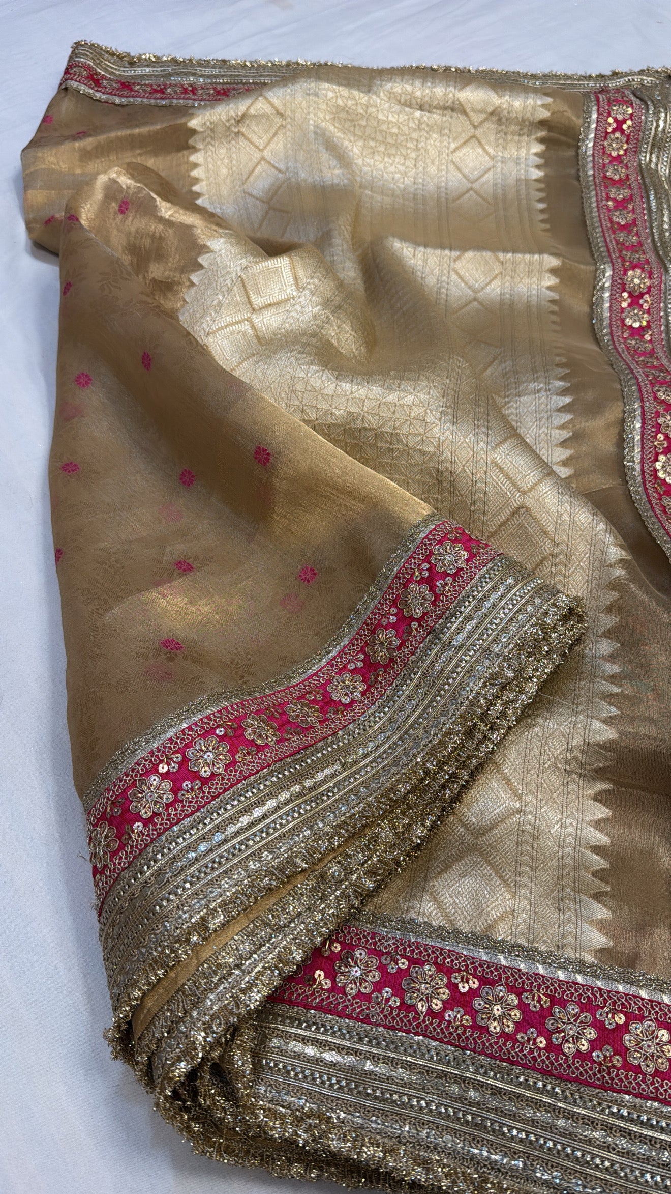 Golden tissue tanchoi maharani tissue silk kadhwa weaving saree