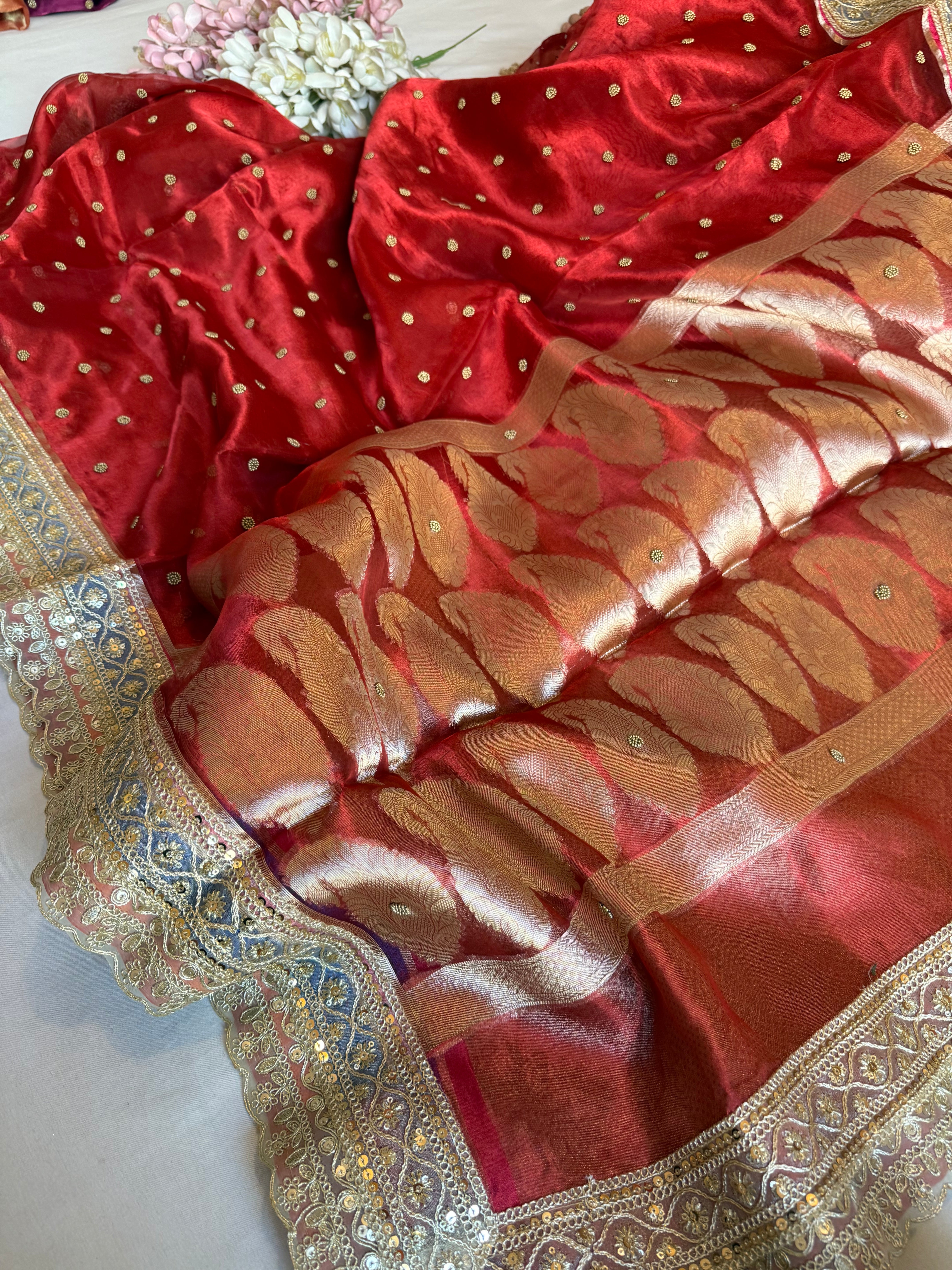 Maharani chunri buti hand embroidered kadhwa tissue silk saree