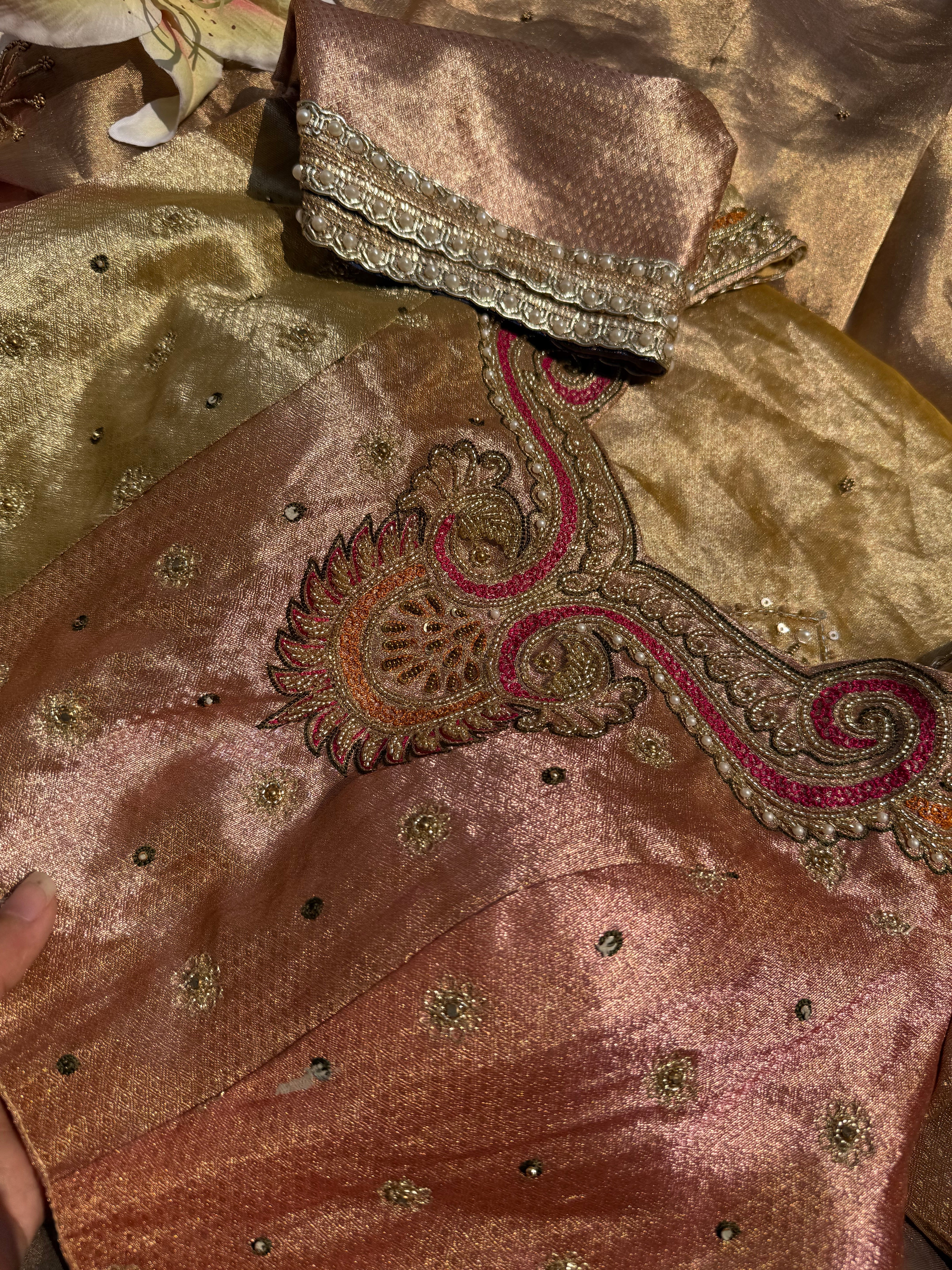 Shaded free size tissue blouse piece