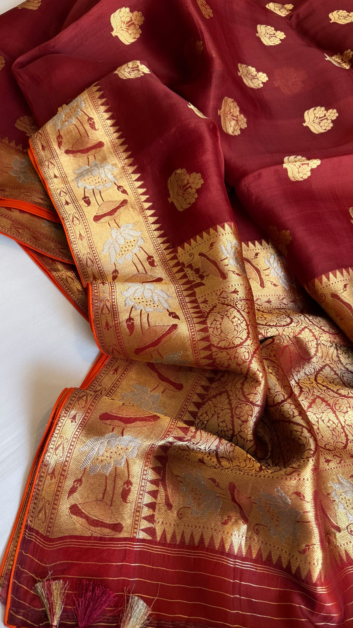 Deep maroon kora silk banarasi paithani border kadhwa saree