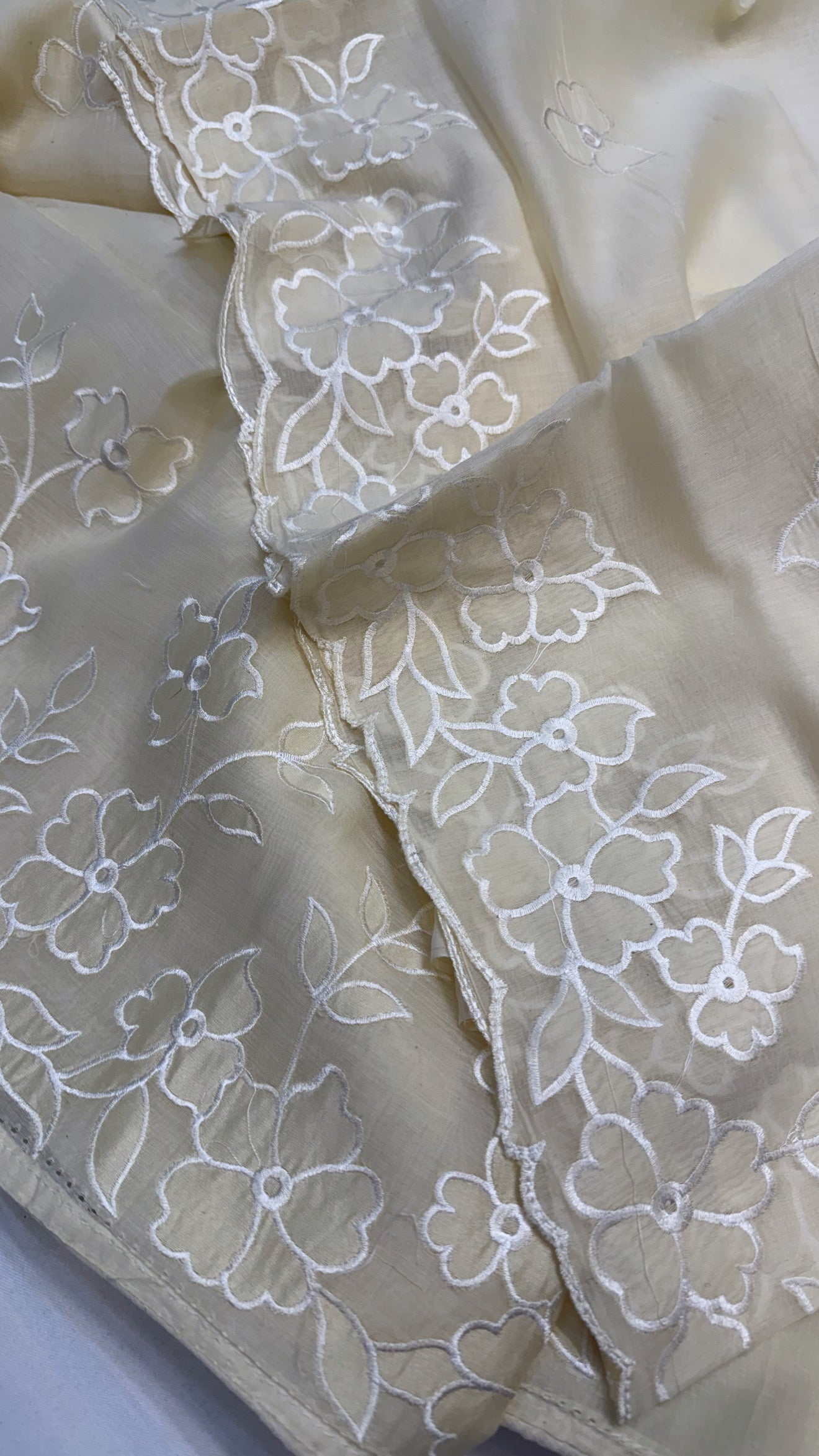 Mul cotton soft beige appliqué work kadhwa suit set