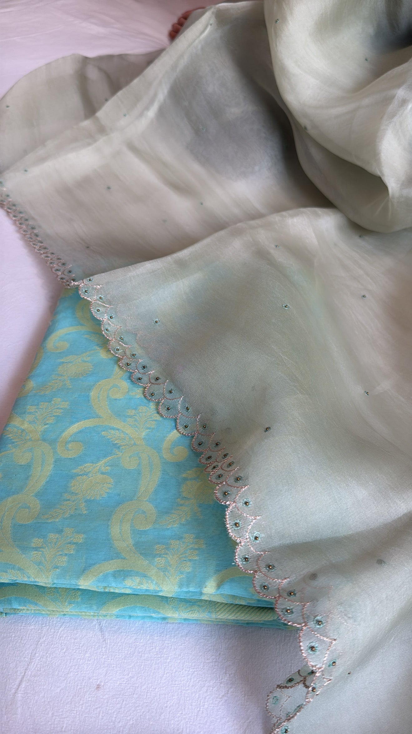 Cotton handloom kadhwa resham work kurta paired with kora silk scalloped hand embroidered duppata set