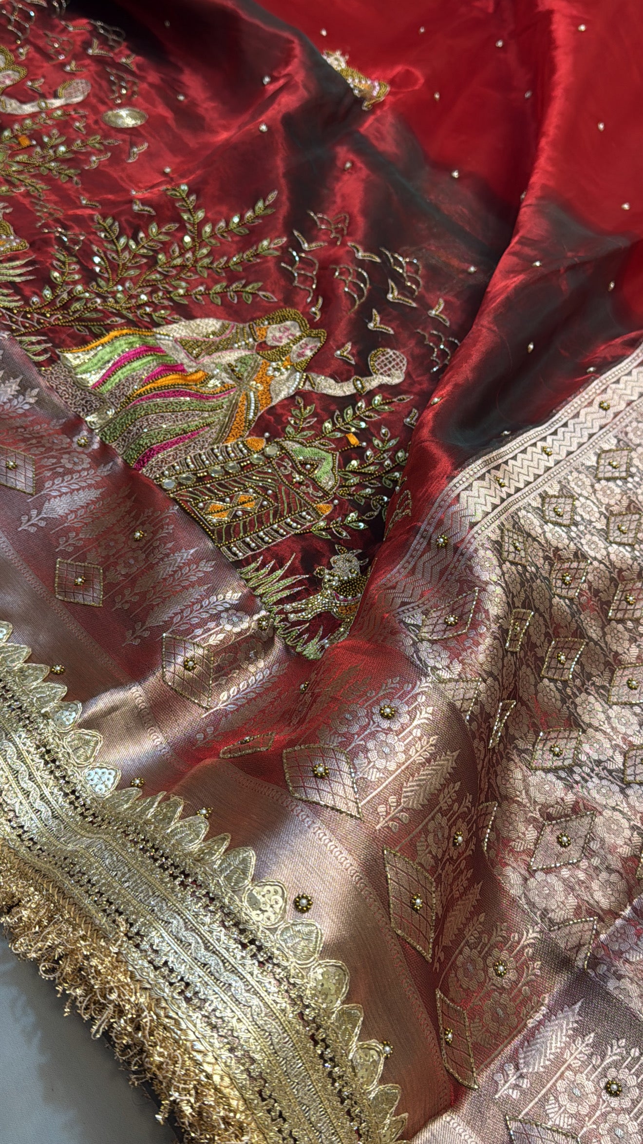 Dulhan ka joda husn red tissue silk hand embroidered kadhwa saree