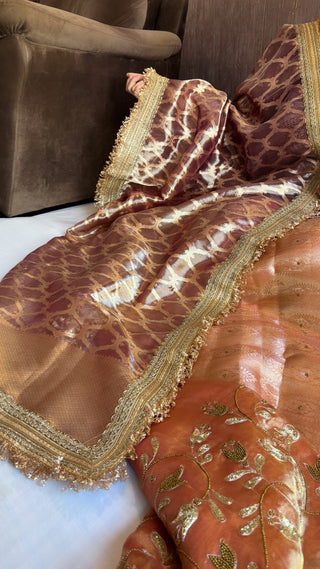 Husn tissue silk saree                     Maharani tissue silk is optional to add (Tick the box below and add to cart to add maharani duppata)